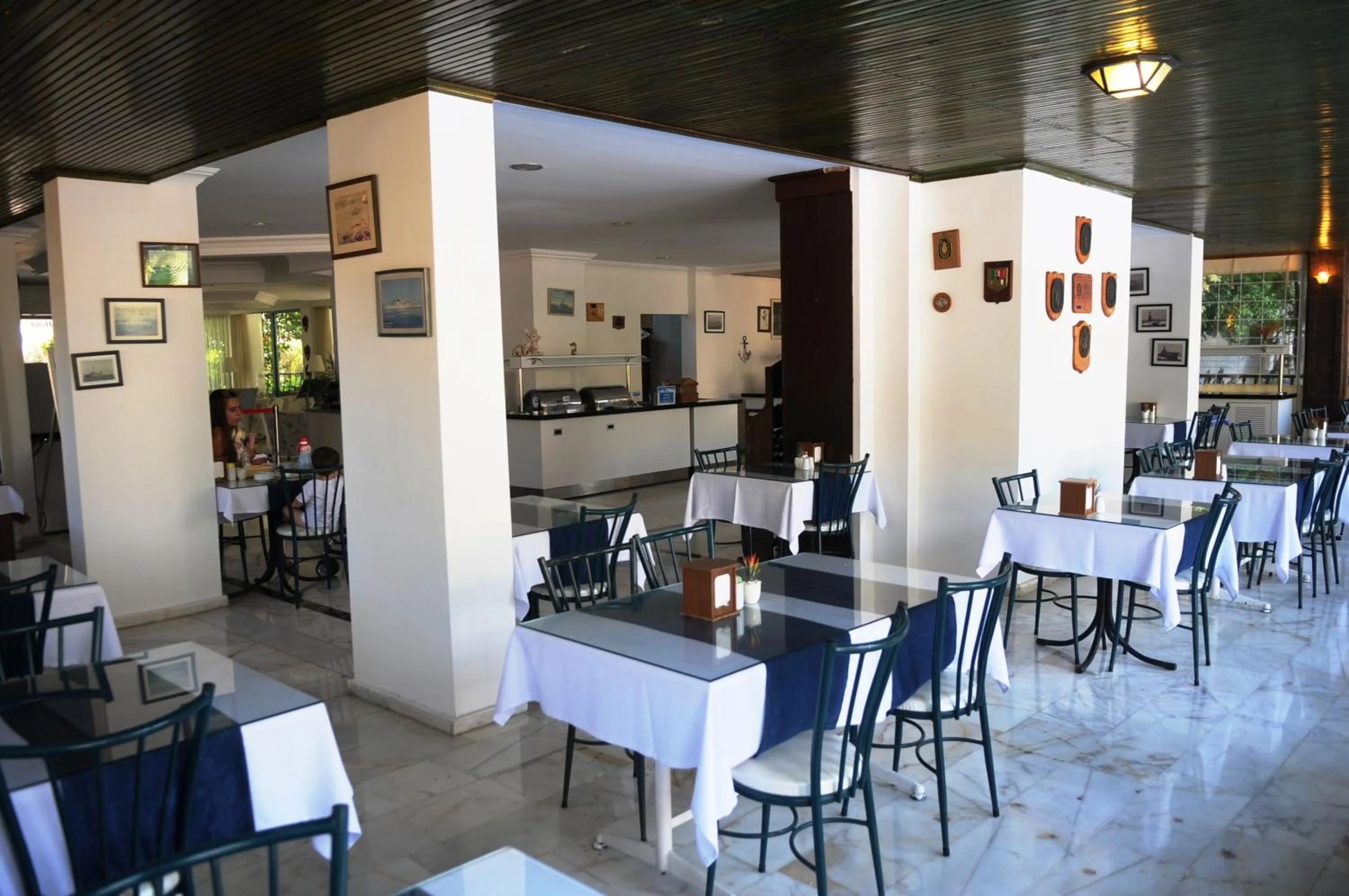 Dining area in Navy Hotel