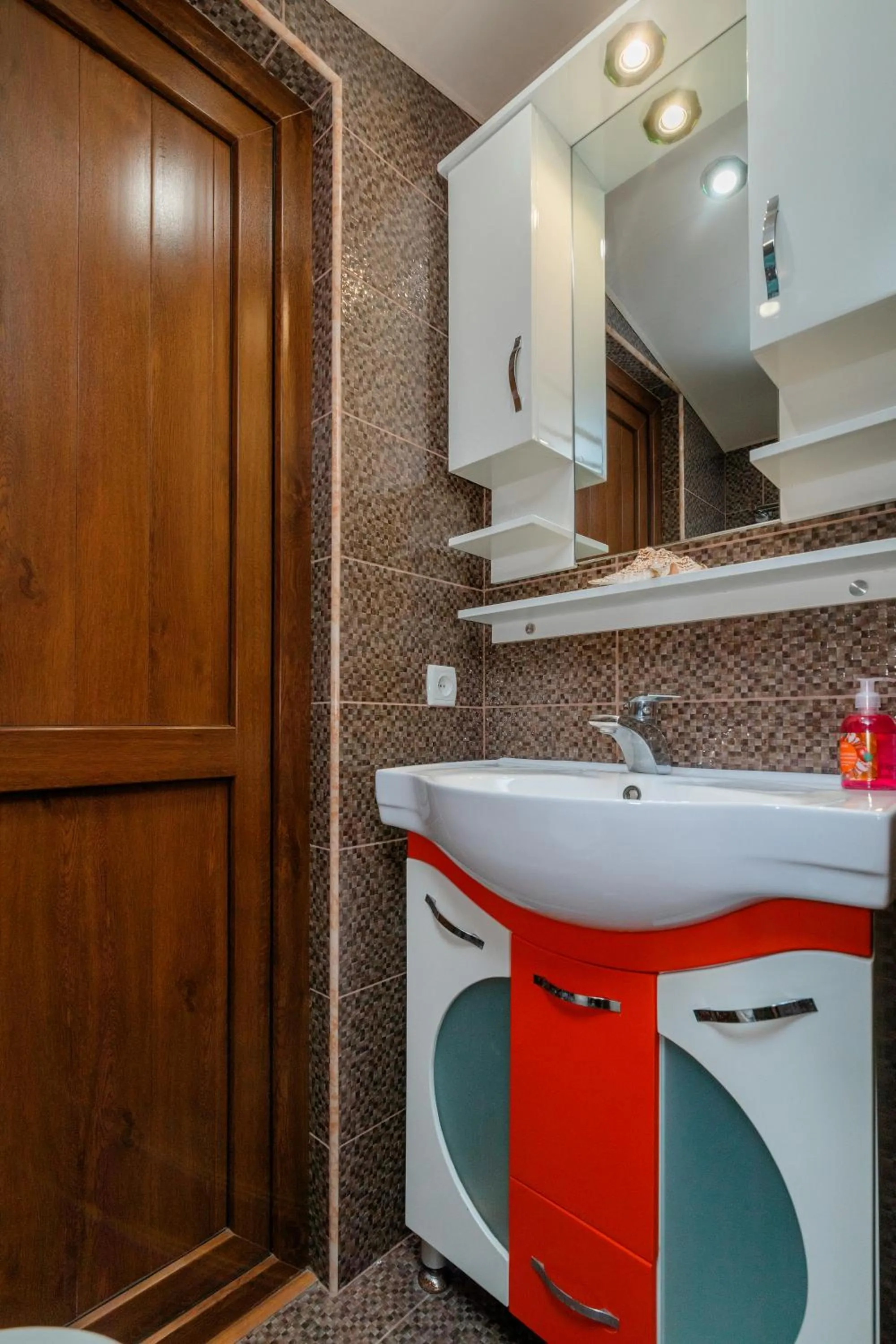 Two-Bedroom Apartment - single occupancy in Mariana