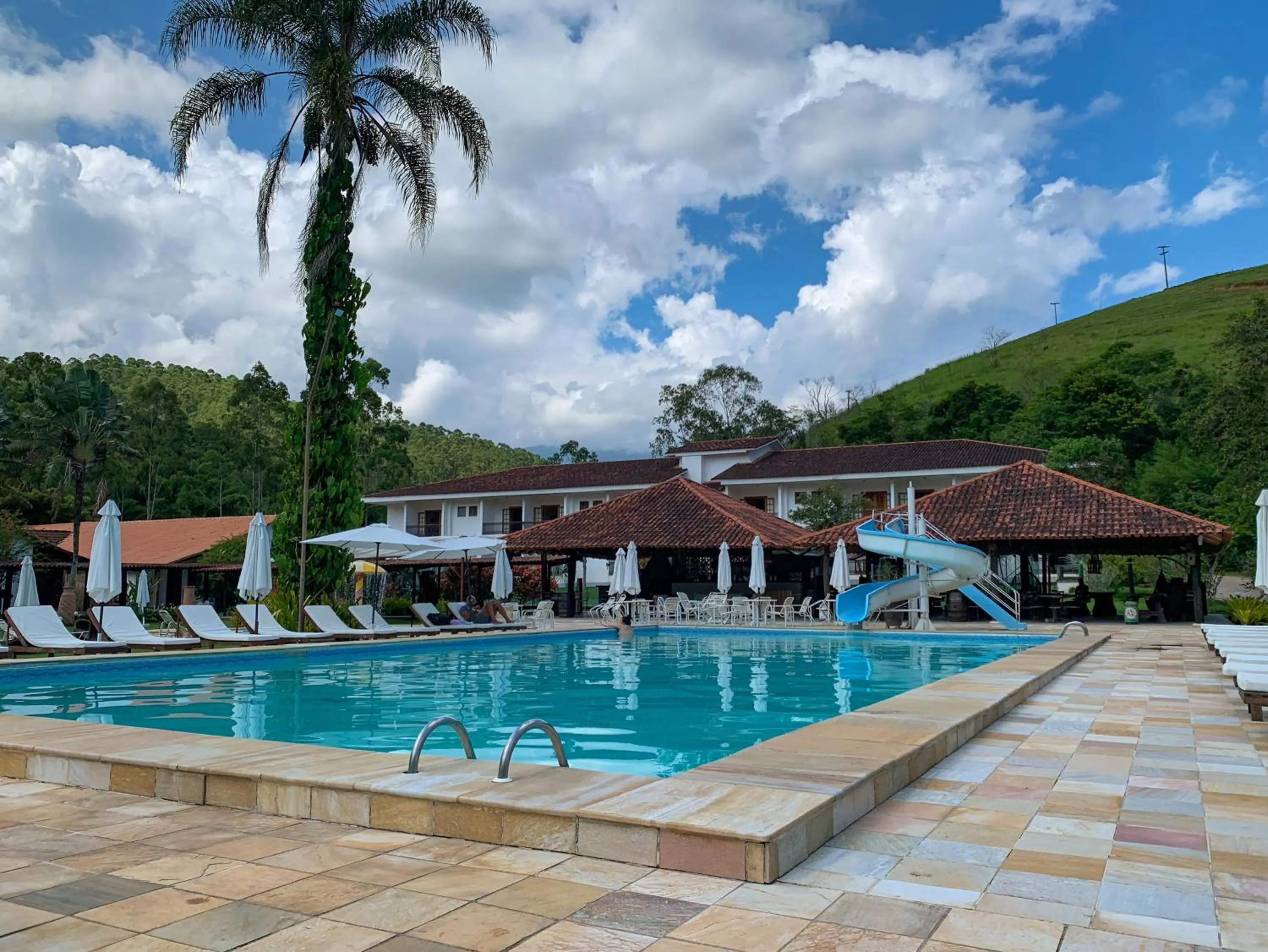 Swimming pool in Resort Fazenda 3 Pinheiros