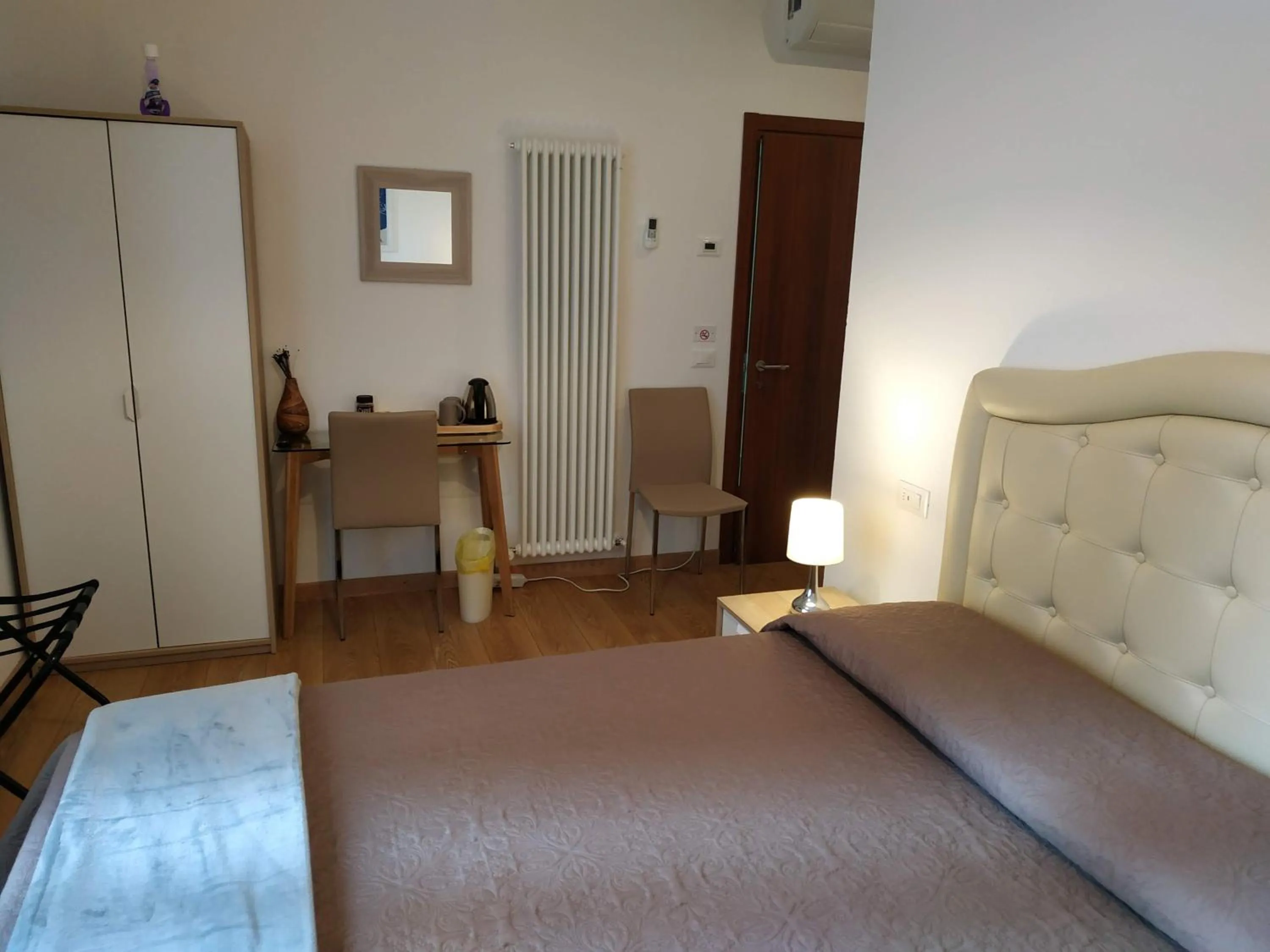 Bedroom, Bed in San Polo Star