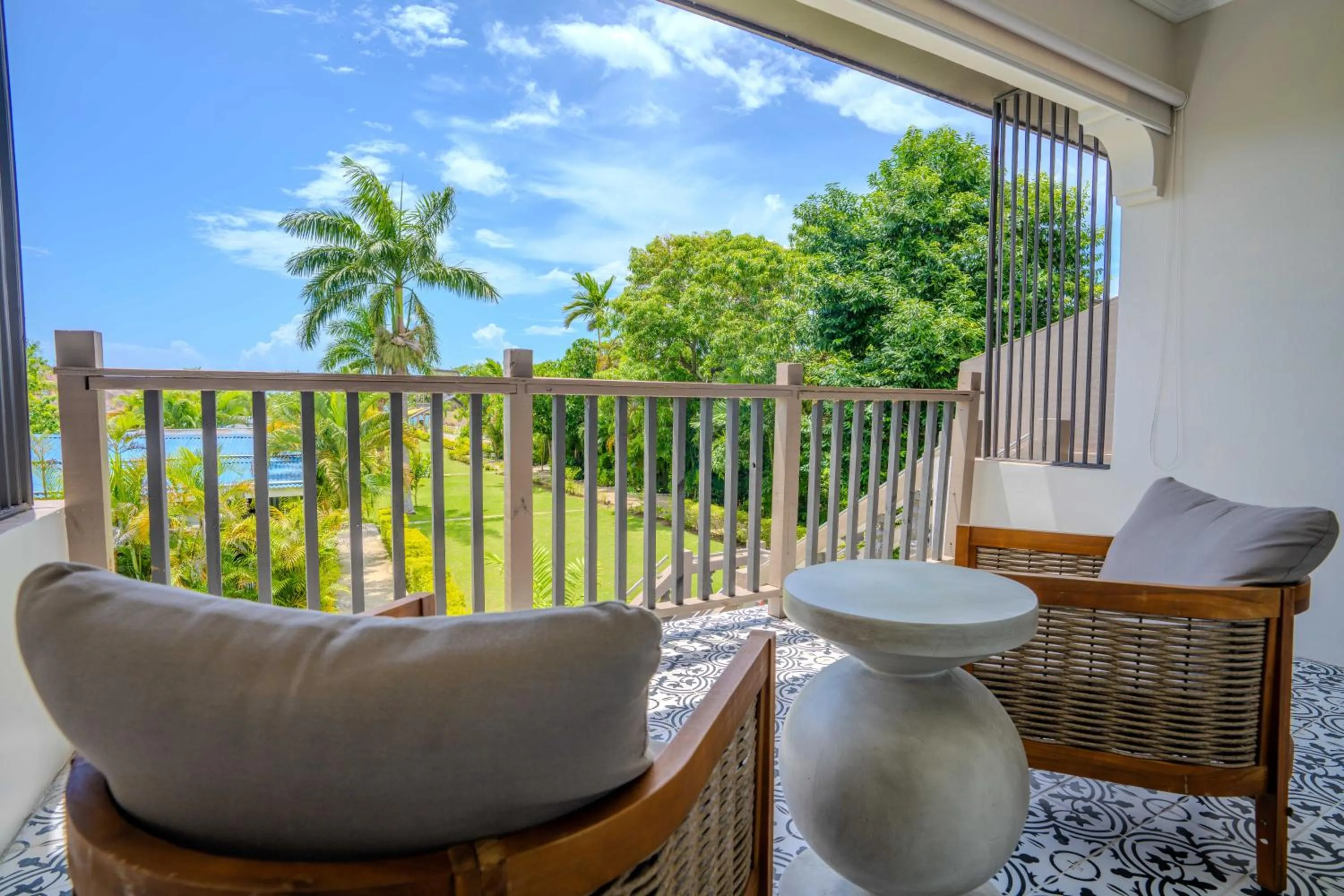 Balcony/Terrace in Travellers Beach Resort