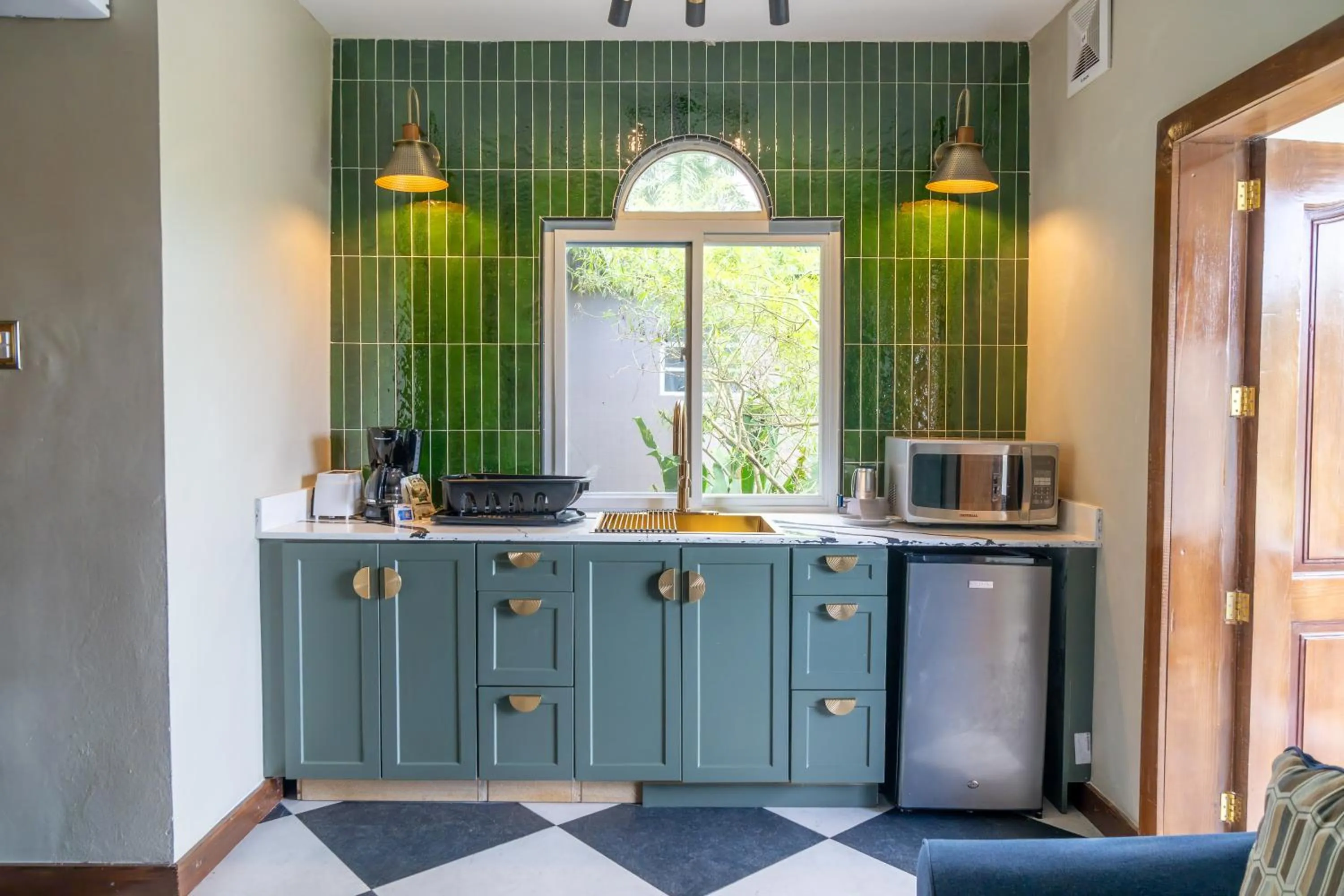 kitchen in Travellers Beach Resort