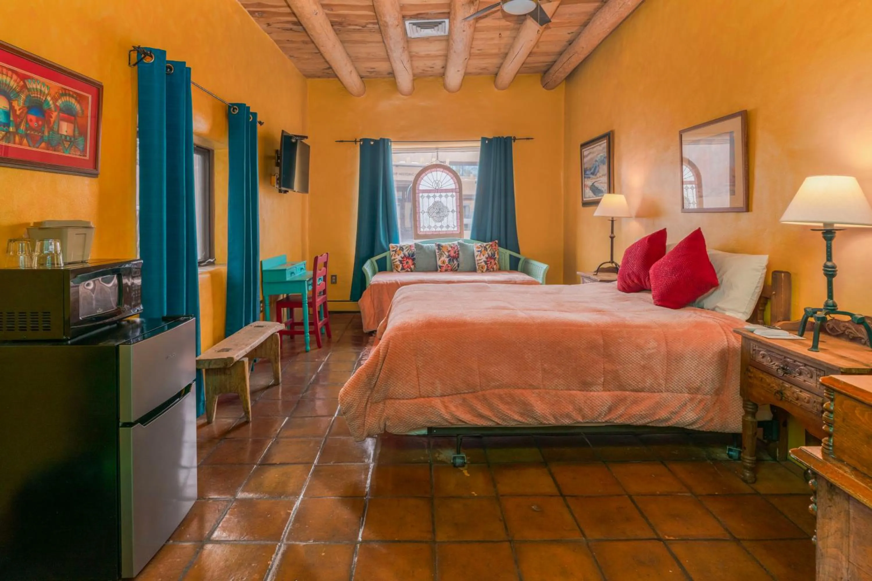Bed in Casa Benavides Inn