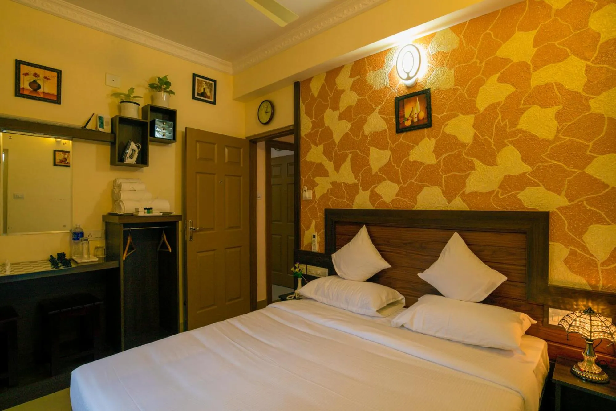 Bedroom, Bed in Blue Bell Cochin Airport Hotel