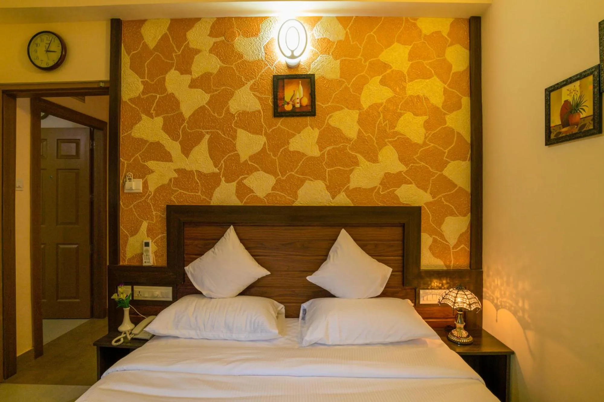Bedroom, Bed in Blue Bell Cochin Airport Hotel