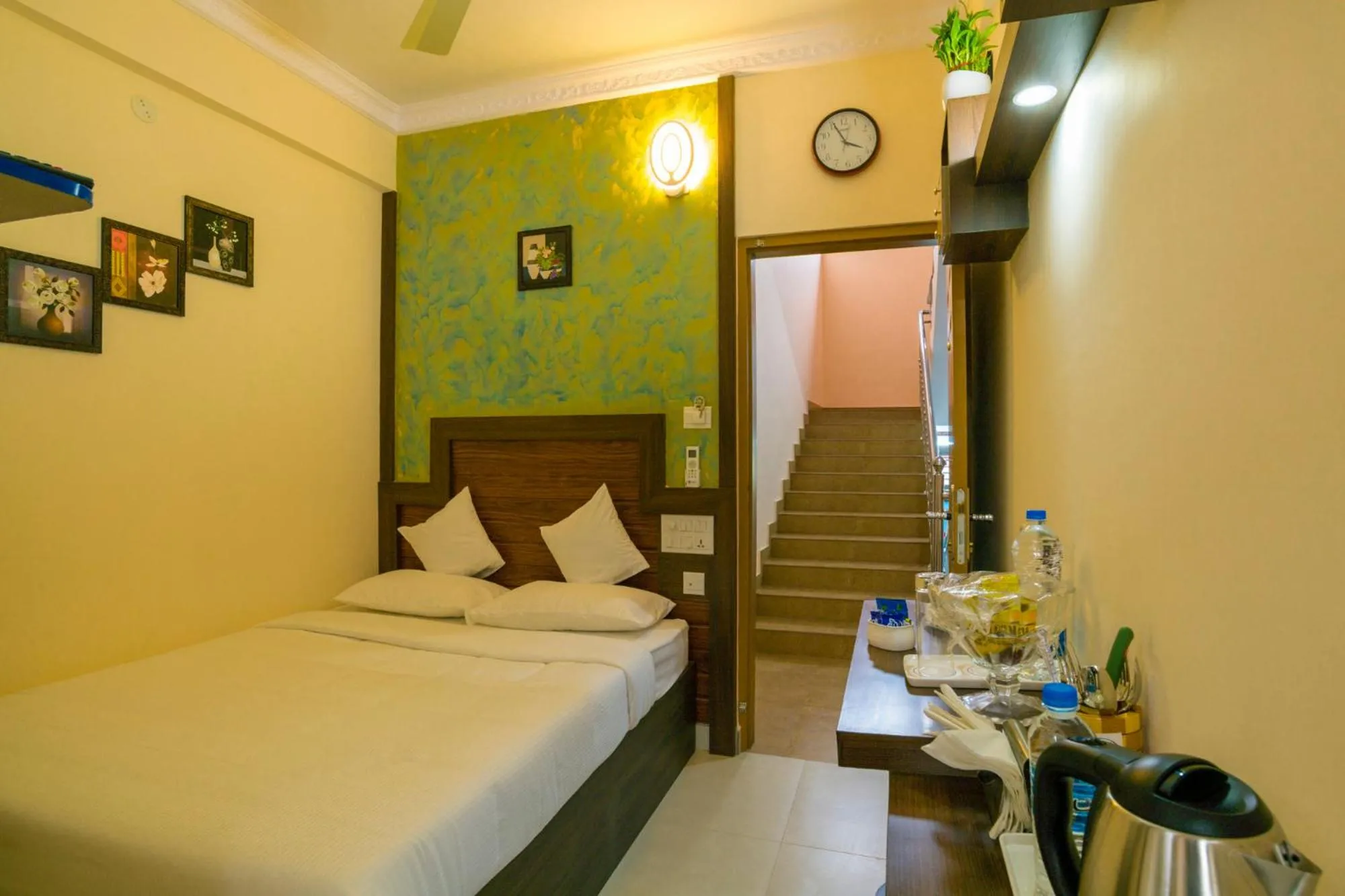 Bedroom, Bed in Blue Bell Cochin Airport Hotel
