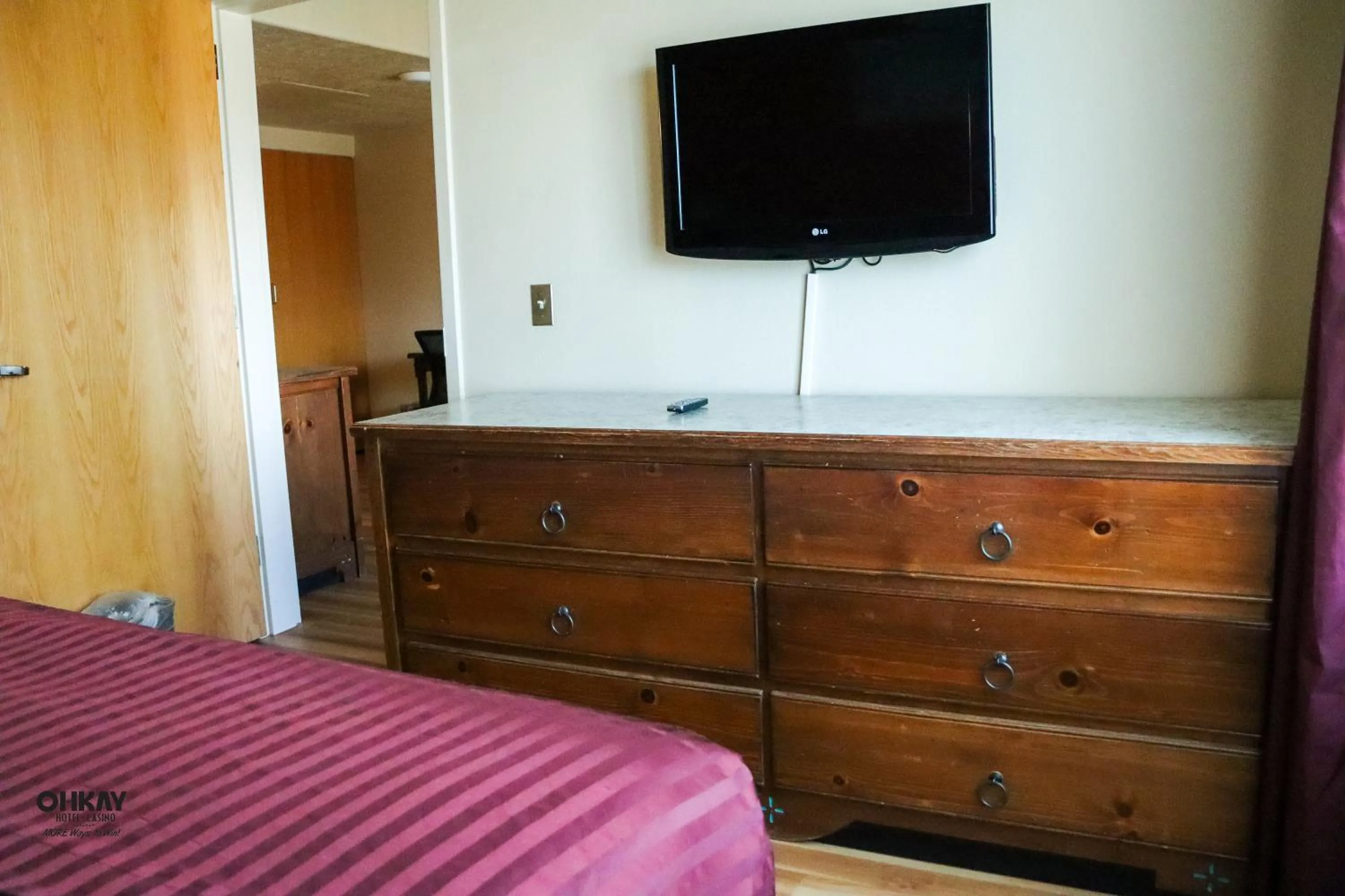 Bed in Ohkay Hotel Casino