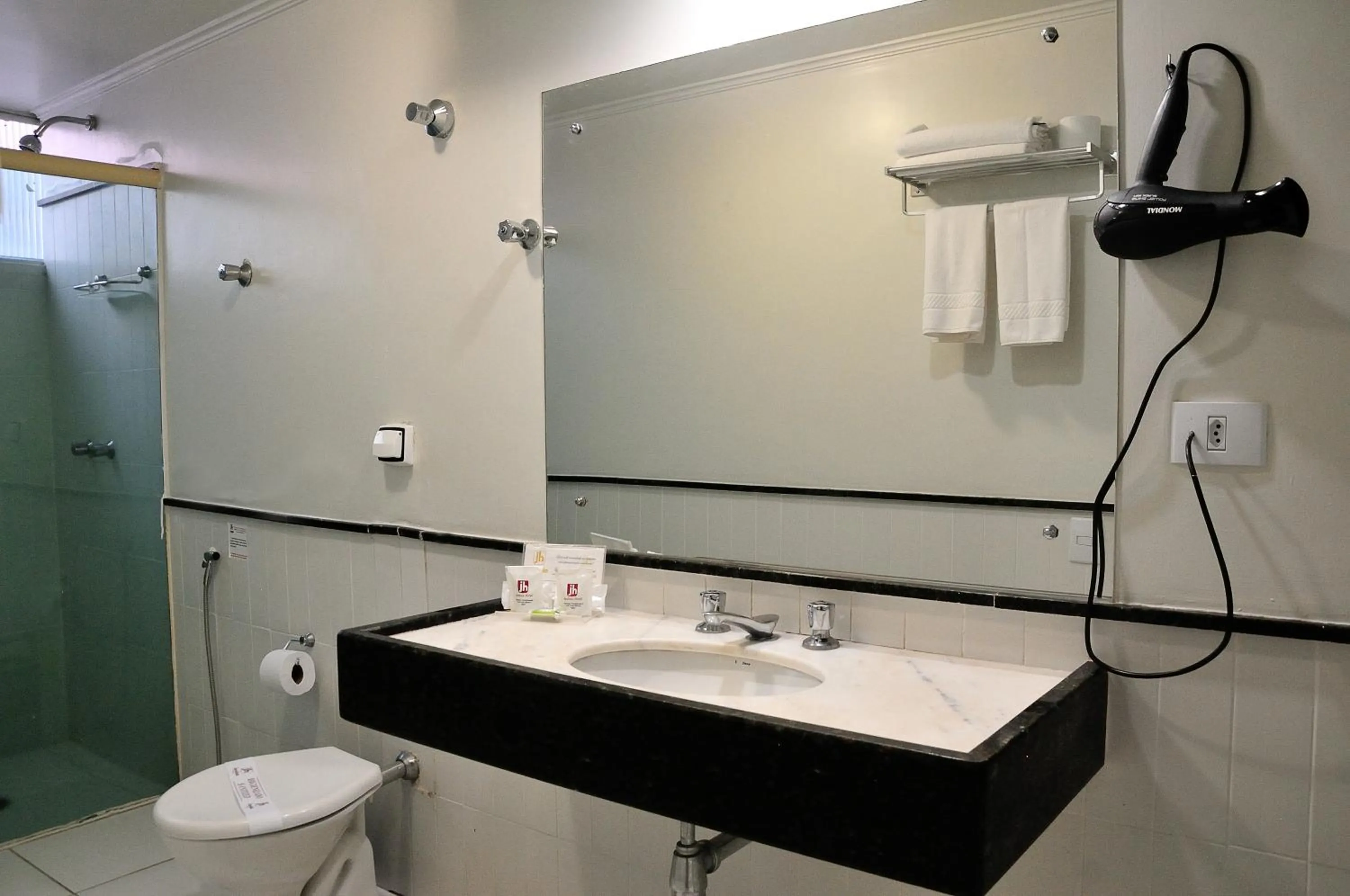 Bathroom in Jandaia Hotel Campo Grande