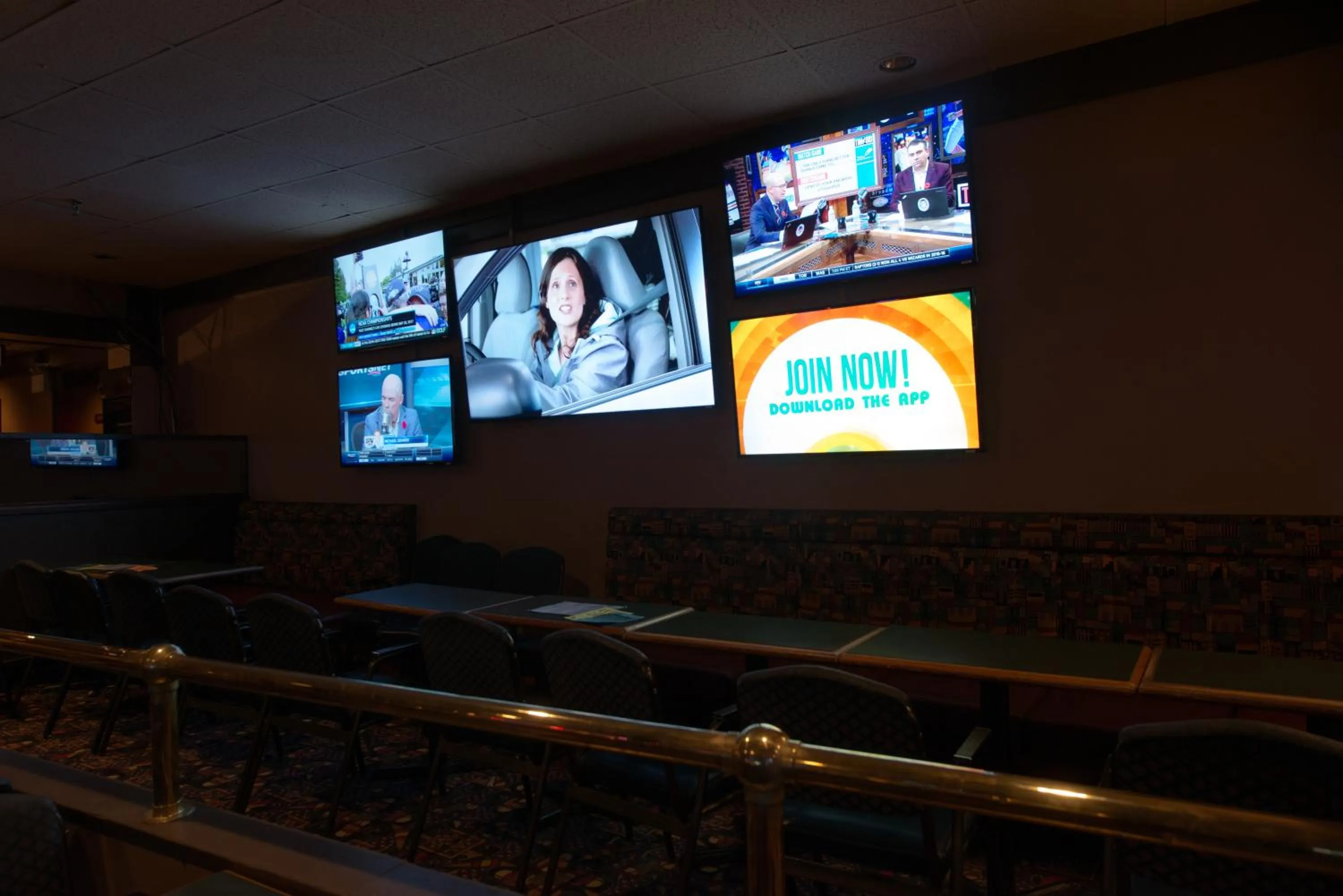 Lounge or bar in Assiniboine Gordon Inn on the Park
