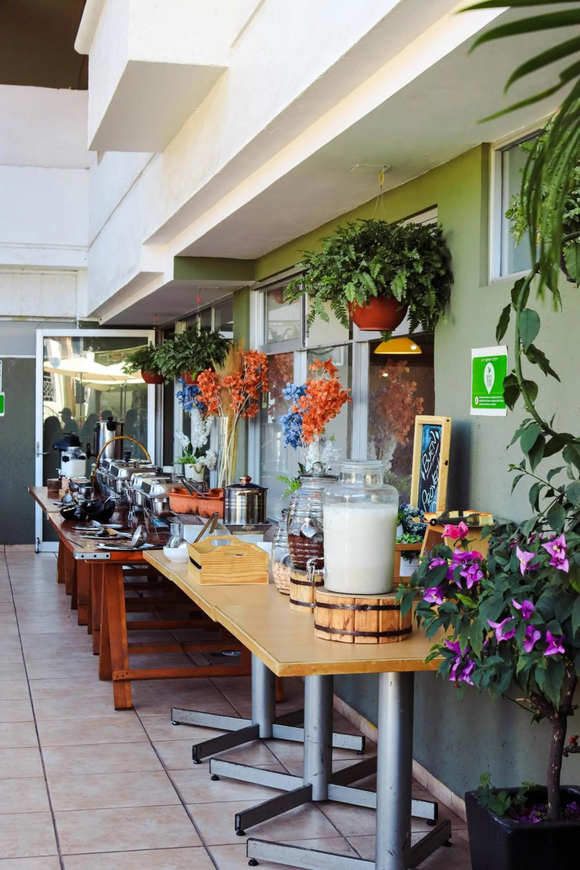 Restaurant/places to eat in Hotel Borda Cuernavaca