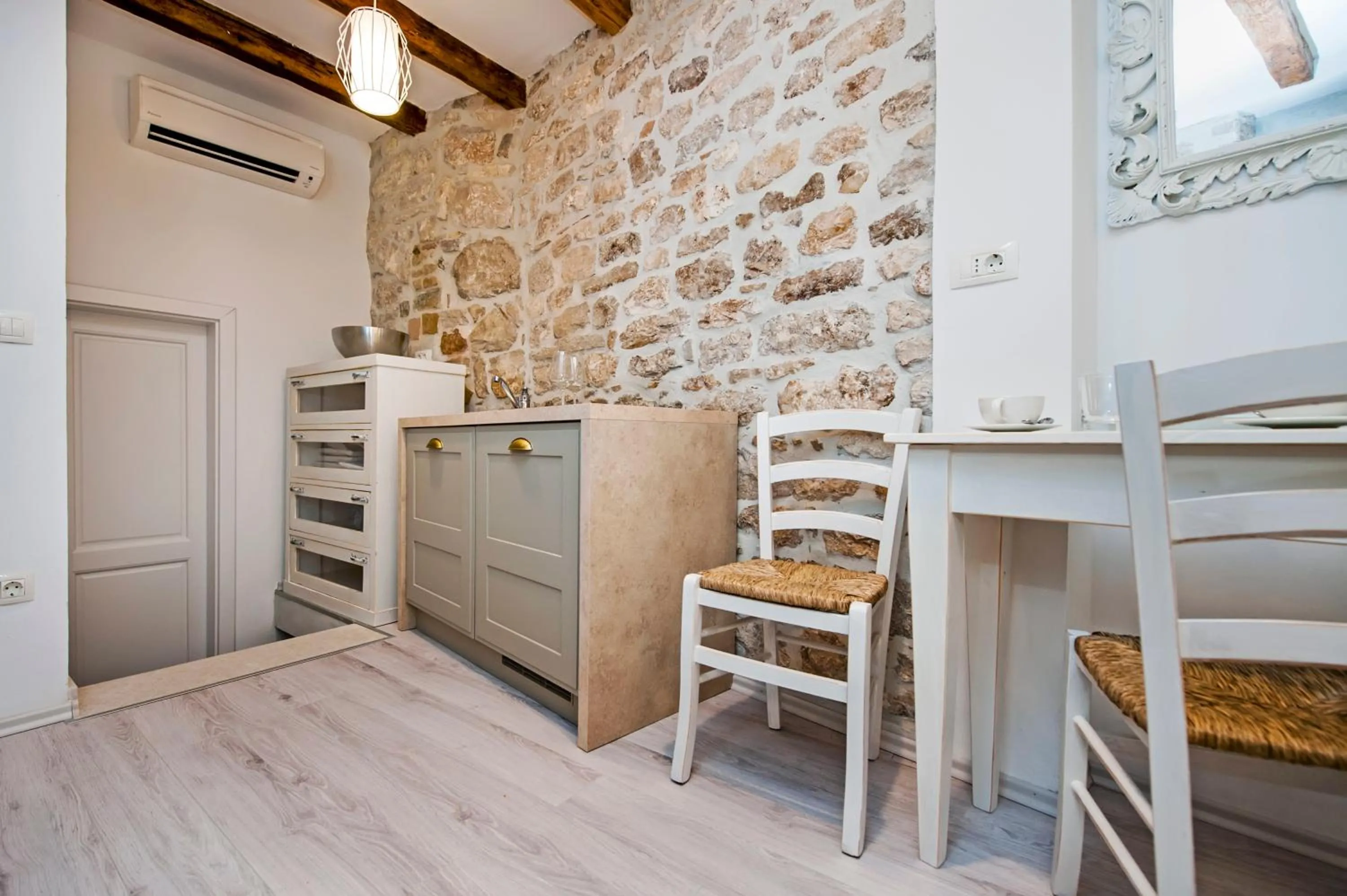 Kitchen or kitchenette in Apartment and Studio CA’ 3 VIE