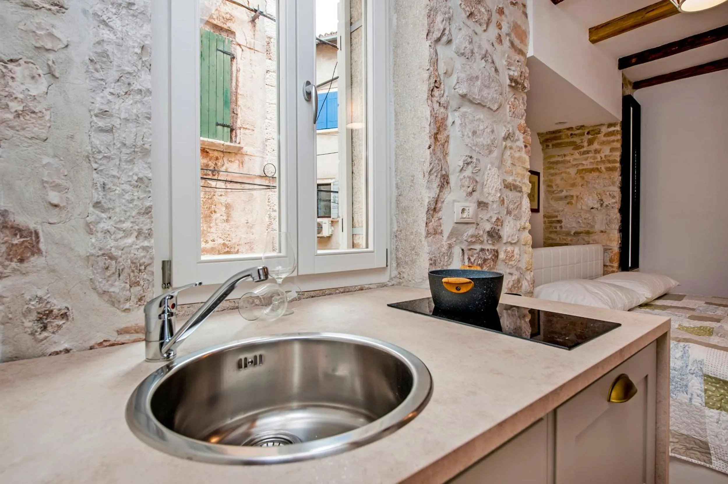 Kitchen or kitchenette in Apartment and Studio CA’ 3 VIE