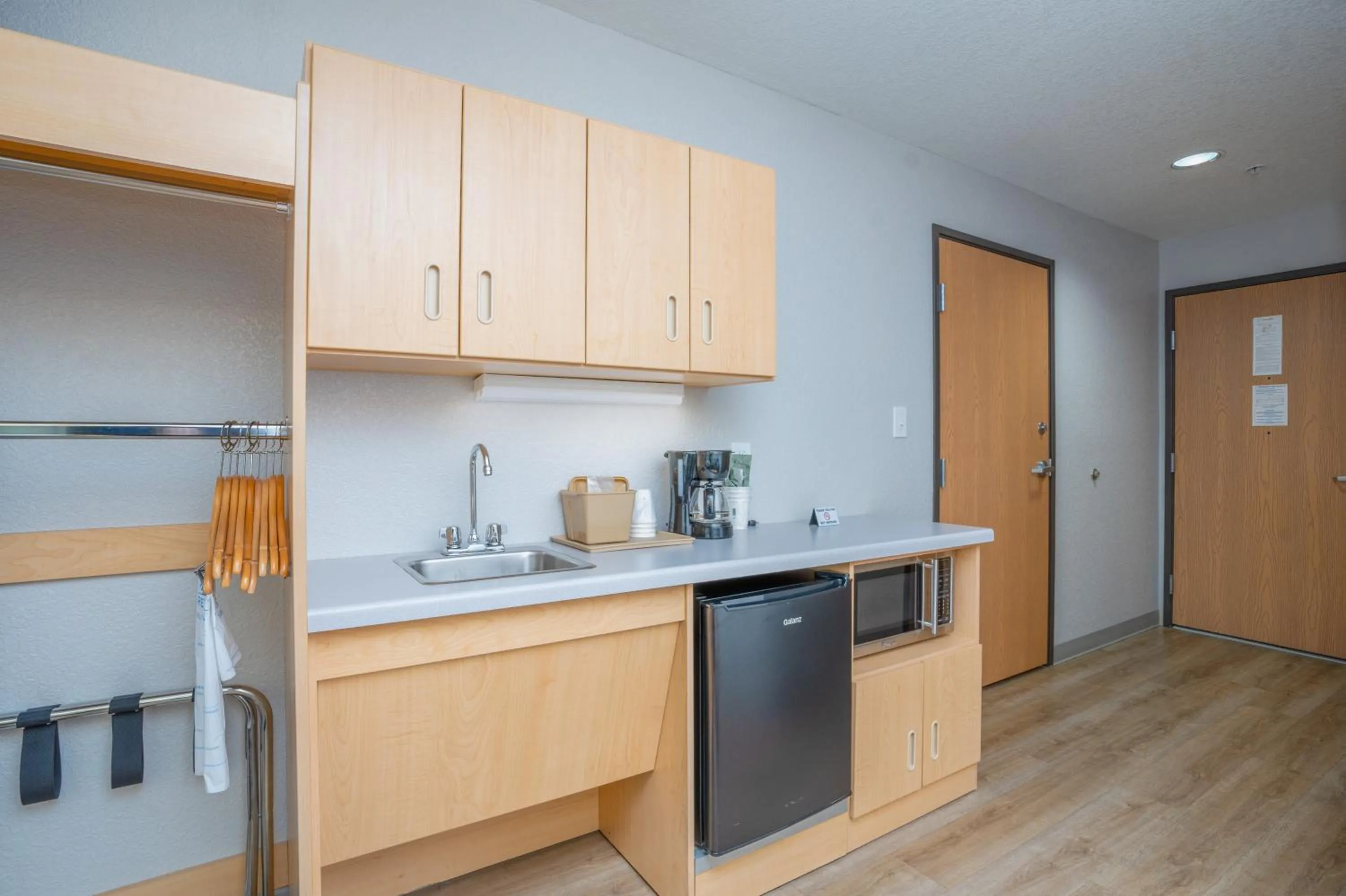 Photo of the whole room in Microtel Inn & Suites by Wyndham Albertville