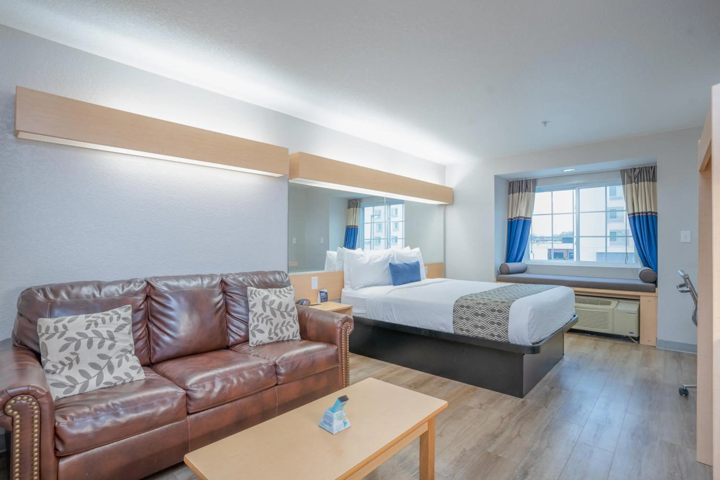 Bed in Microtel Inn & Suites by Wyndham Albertville