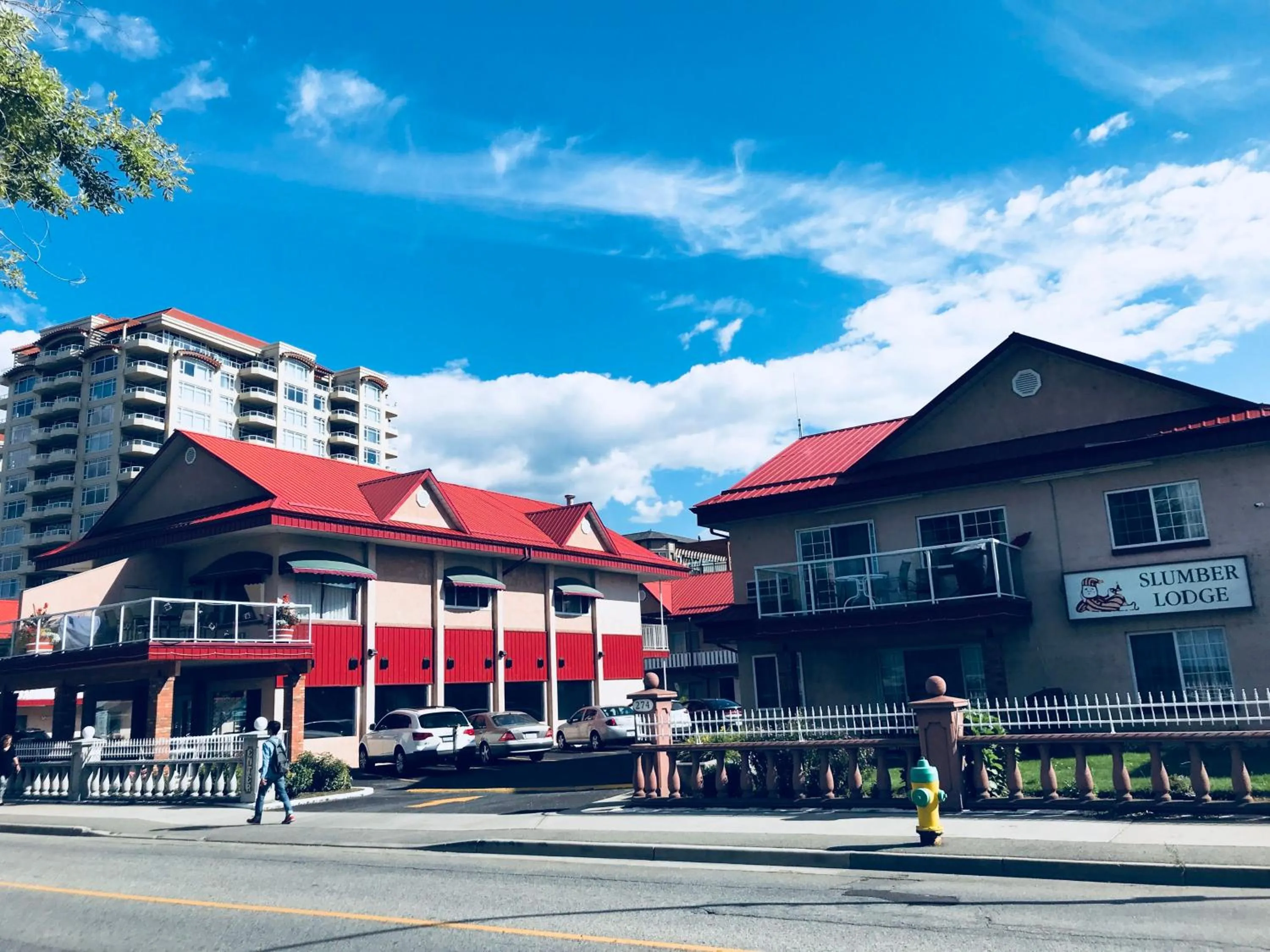 Property building in SlumberLodge Hotel