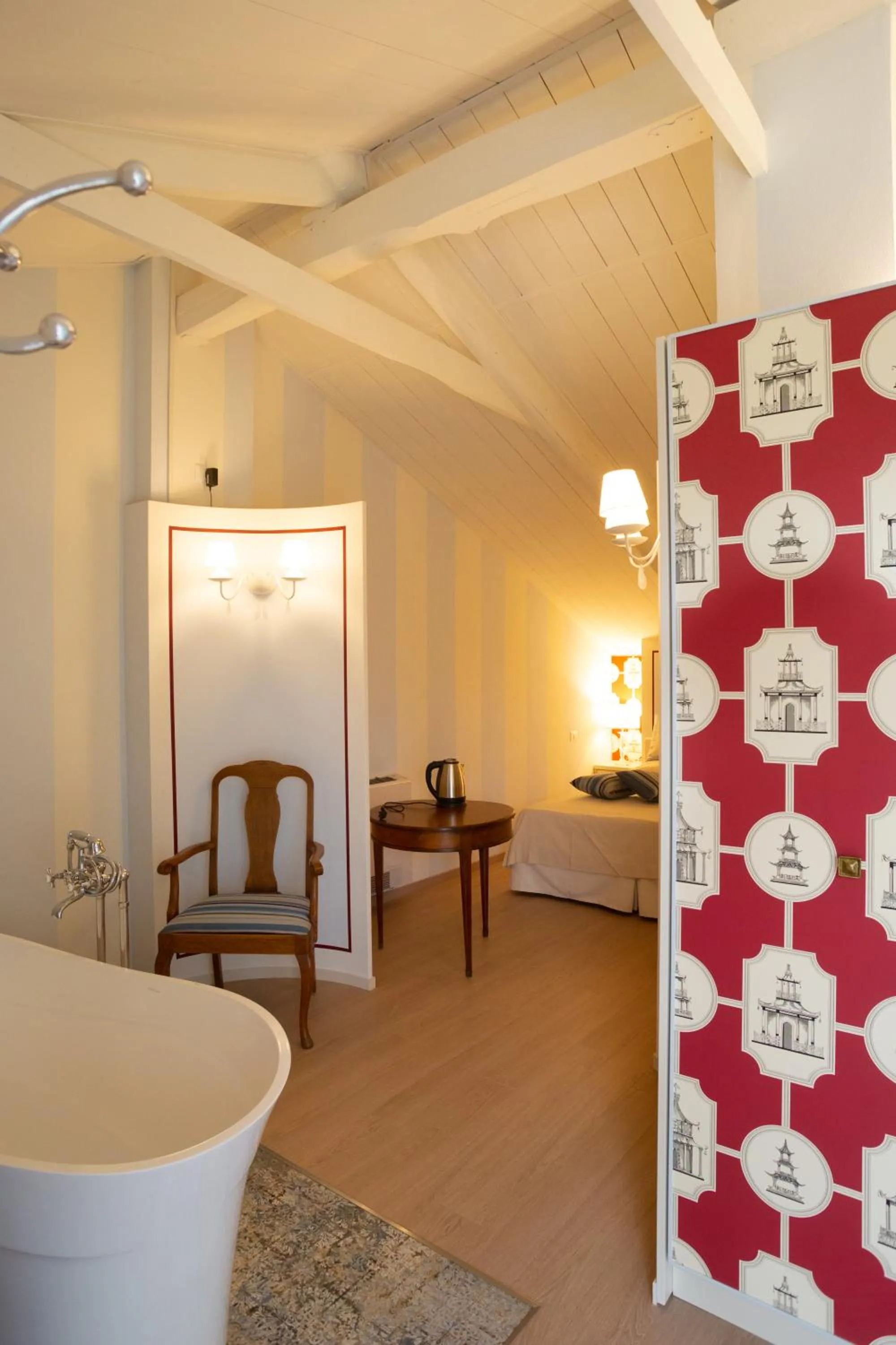 Food and drinks in Maison Petit Perlage B&B and Champagne