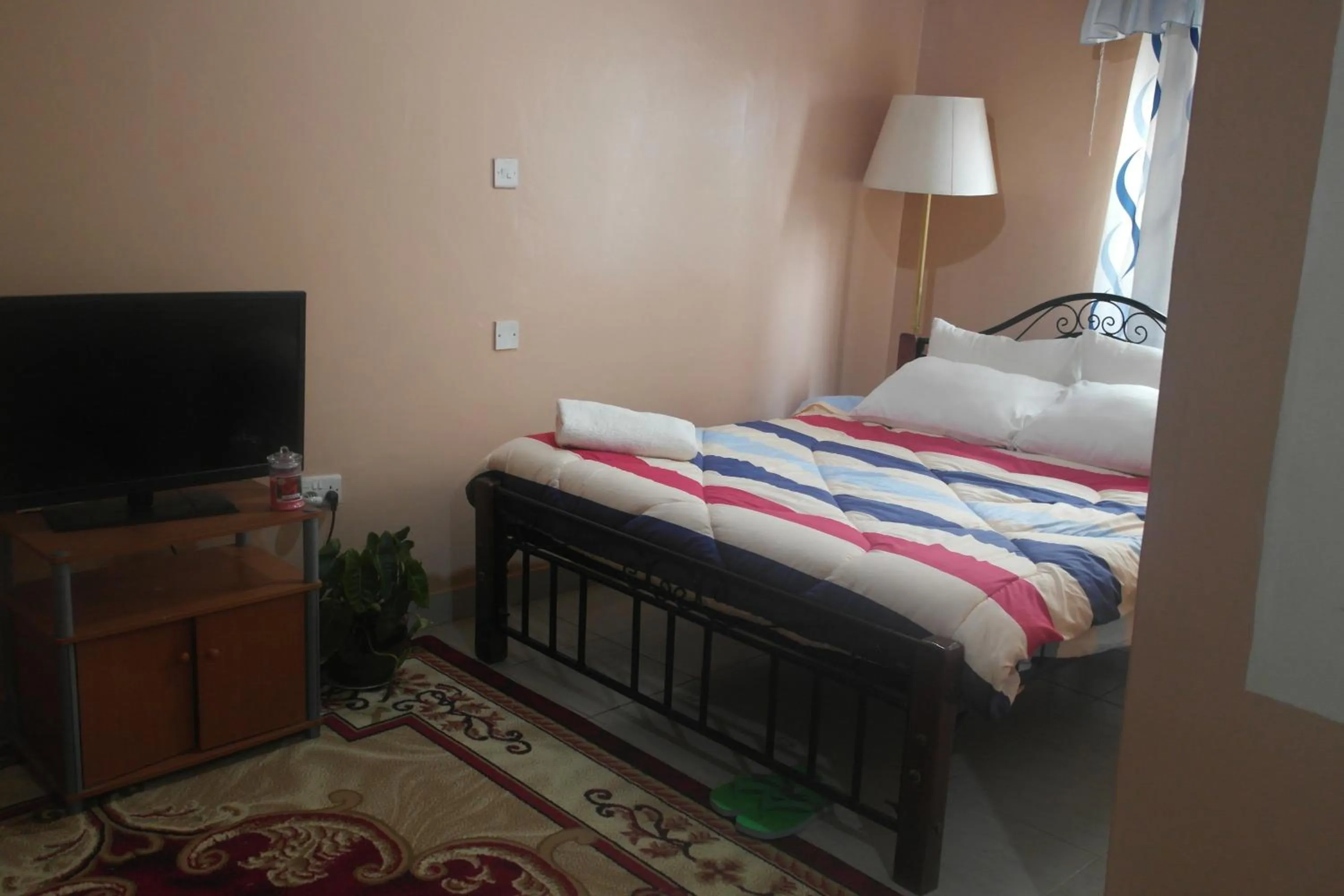 Bedroom, Bed in Palm Nest - Near JKIA