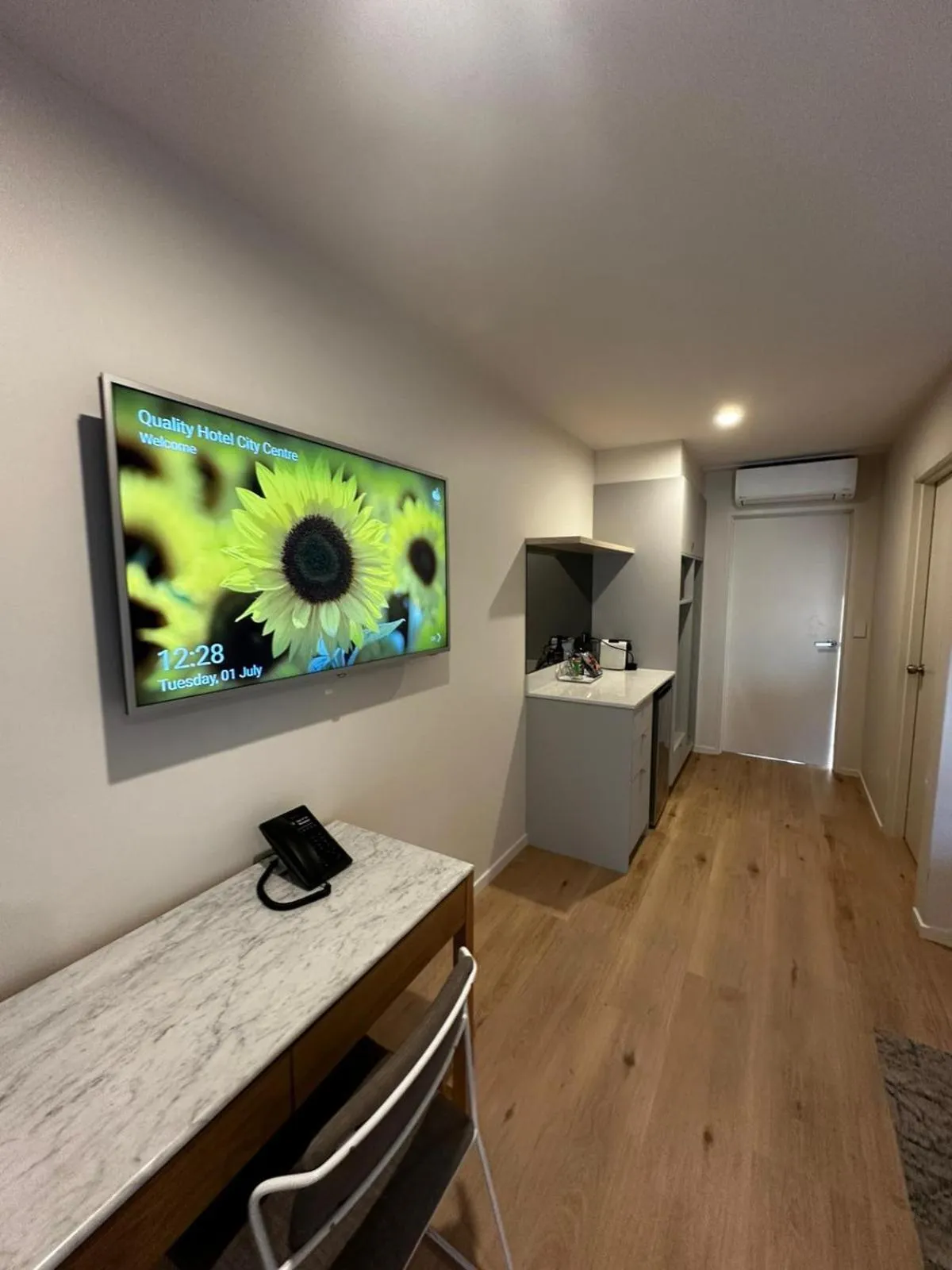 TV and multimedia in Quality Hotel City Centre
