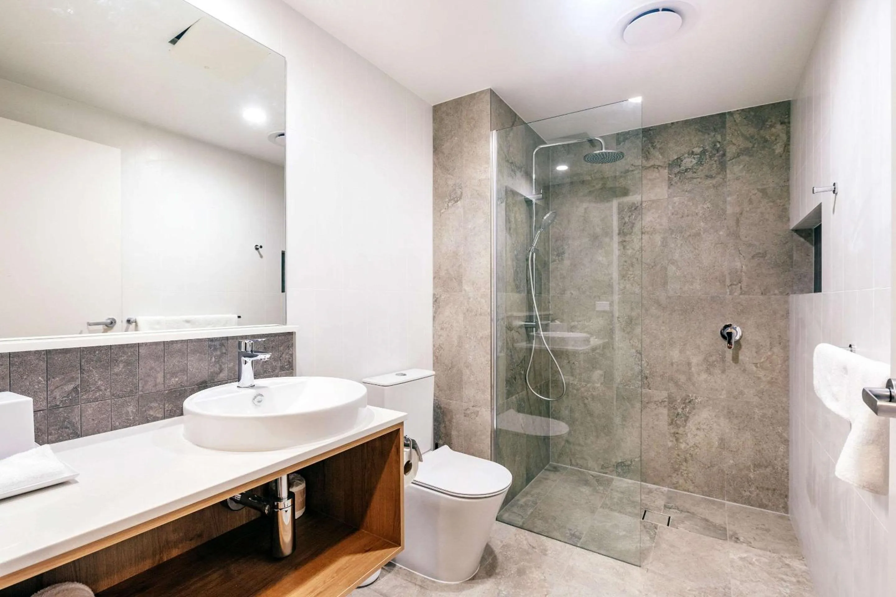 Bedroom in Quality Hotel City Centre