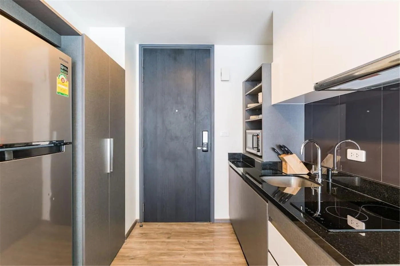 Kitchen or kitchenette in The Deck Patong by VIP