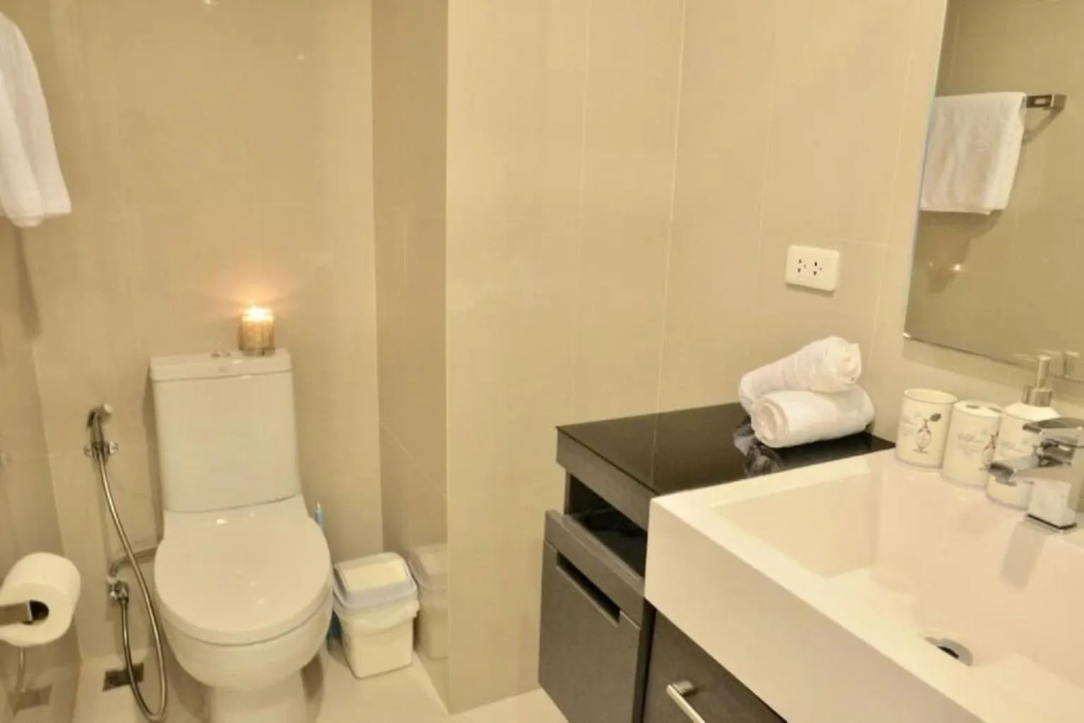 Toilet in The Deck Patong by VIP