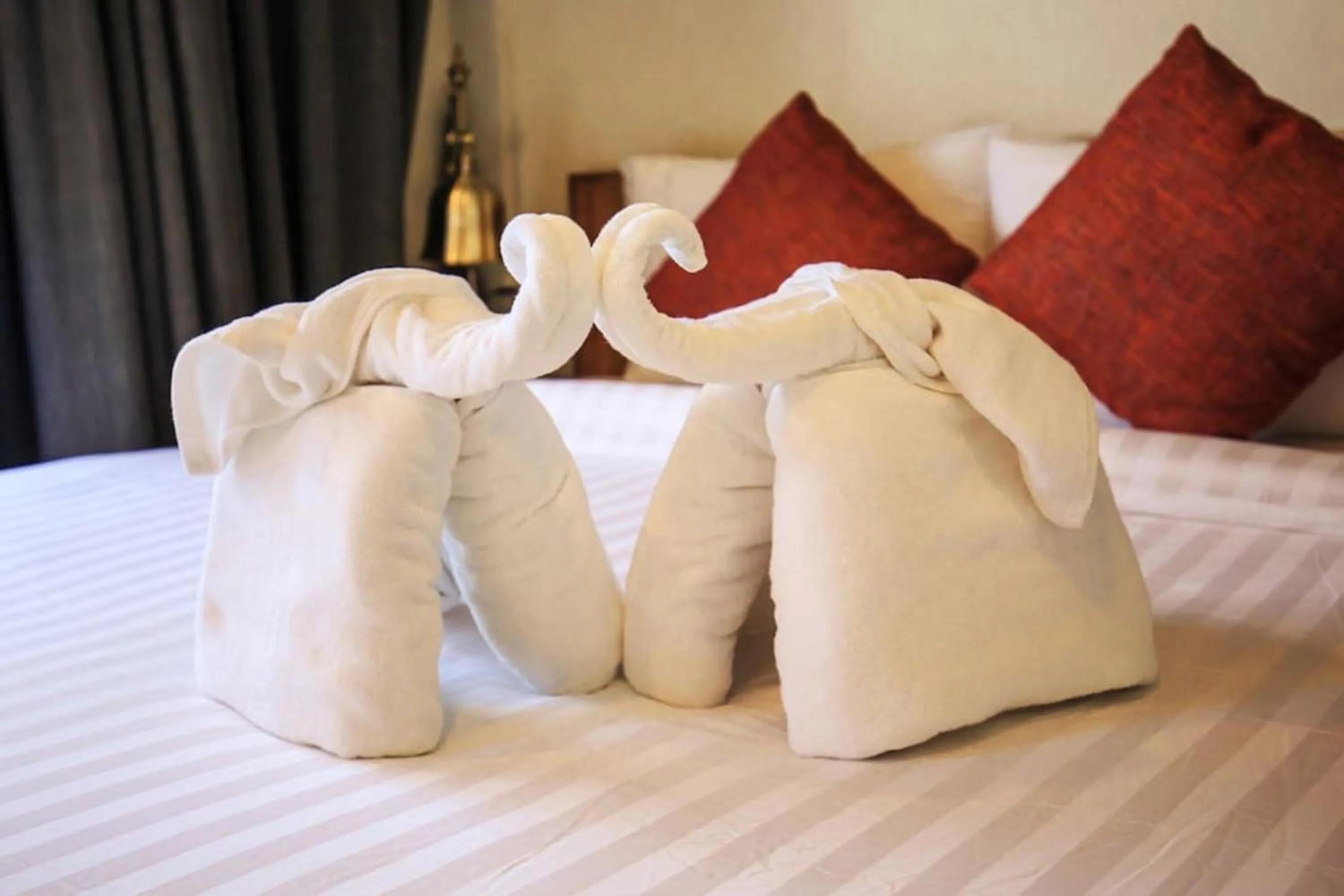 Bed in The Deck Patong by VIP