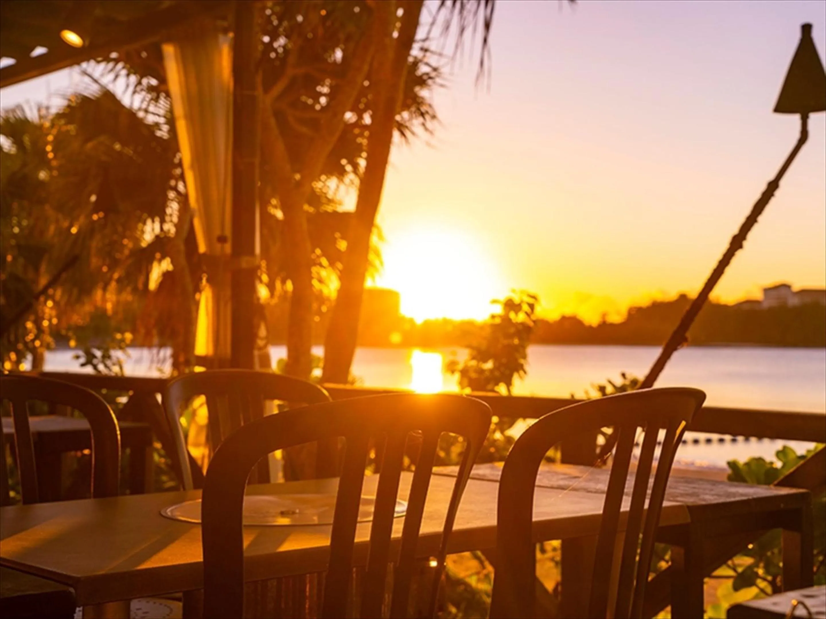 Restaurant/places to eat in Kanehide Kise Beach Palace