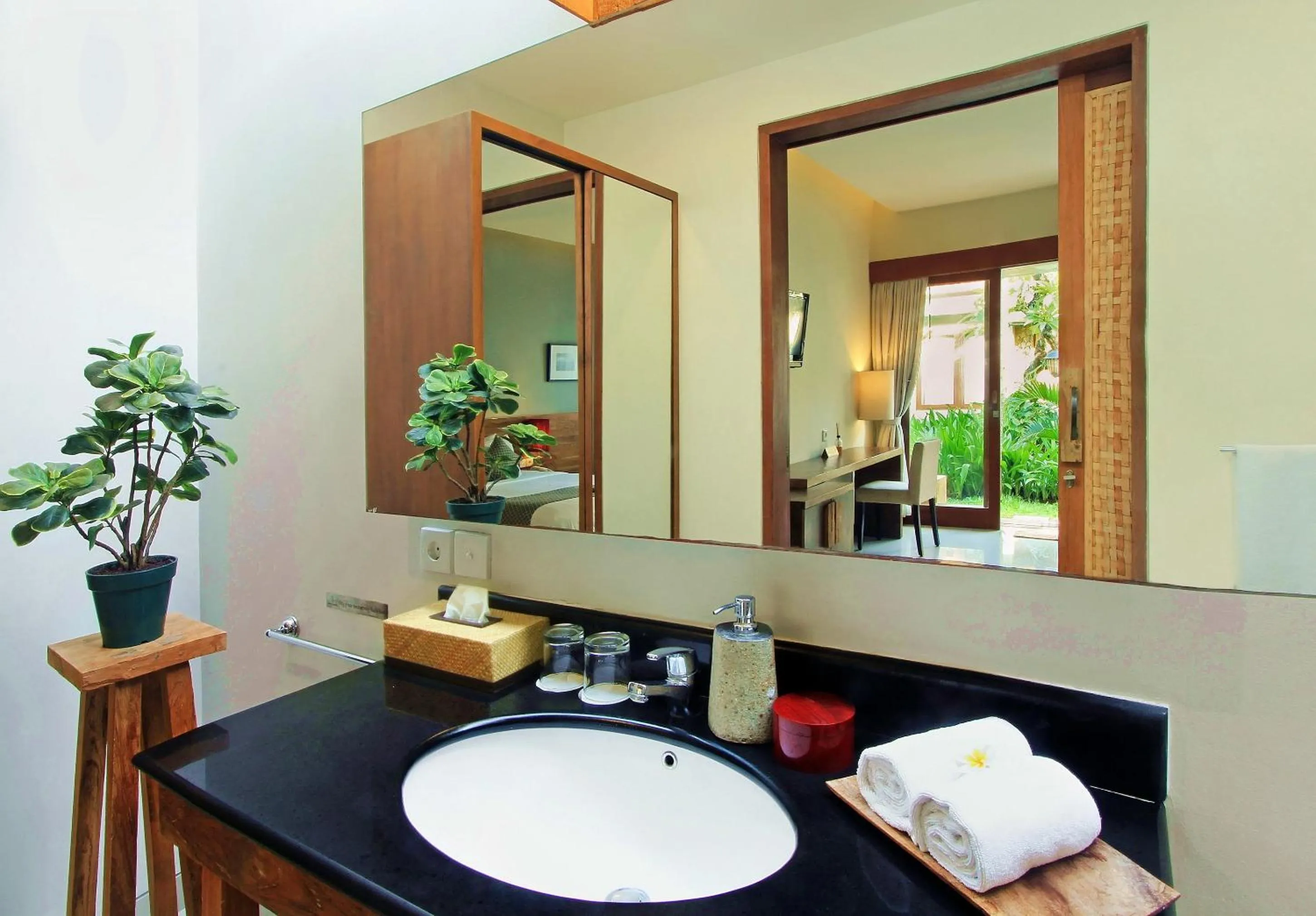 Bathroom in Uma Karan
