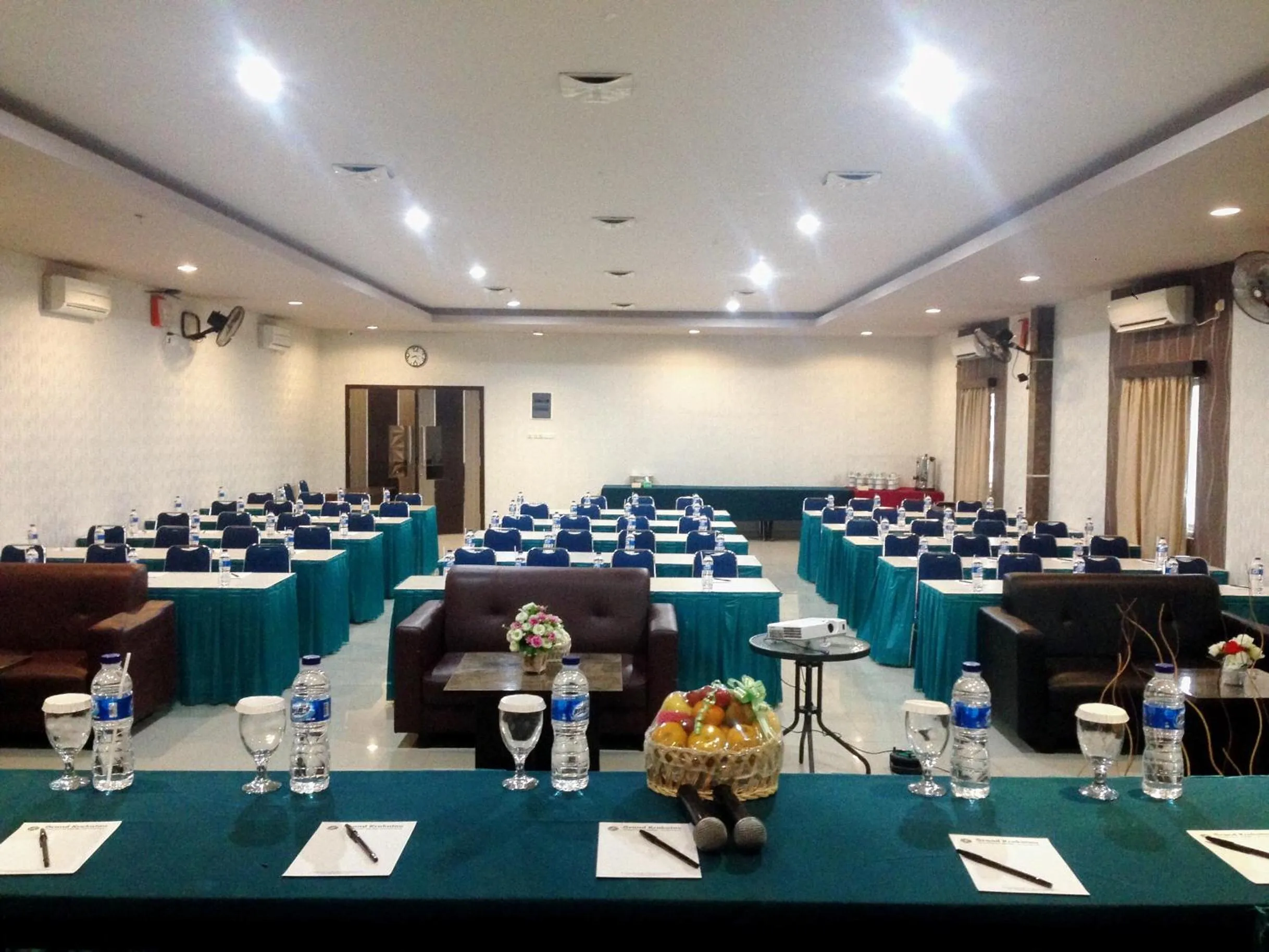 Meeting/conference room in Grand Krakatau Hotel Serang