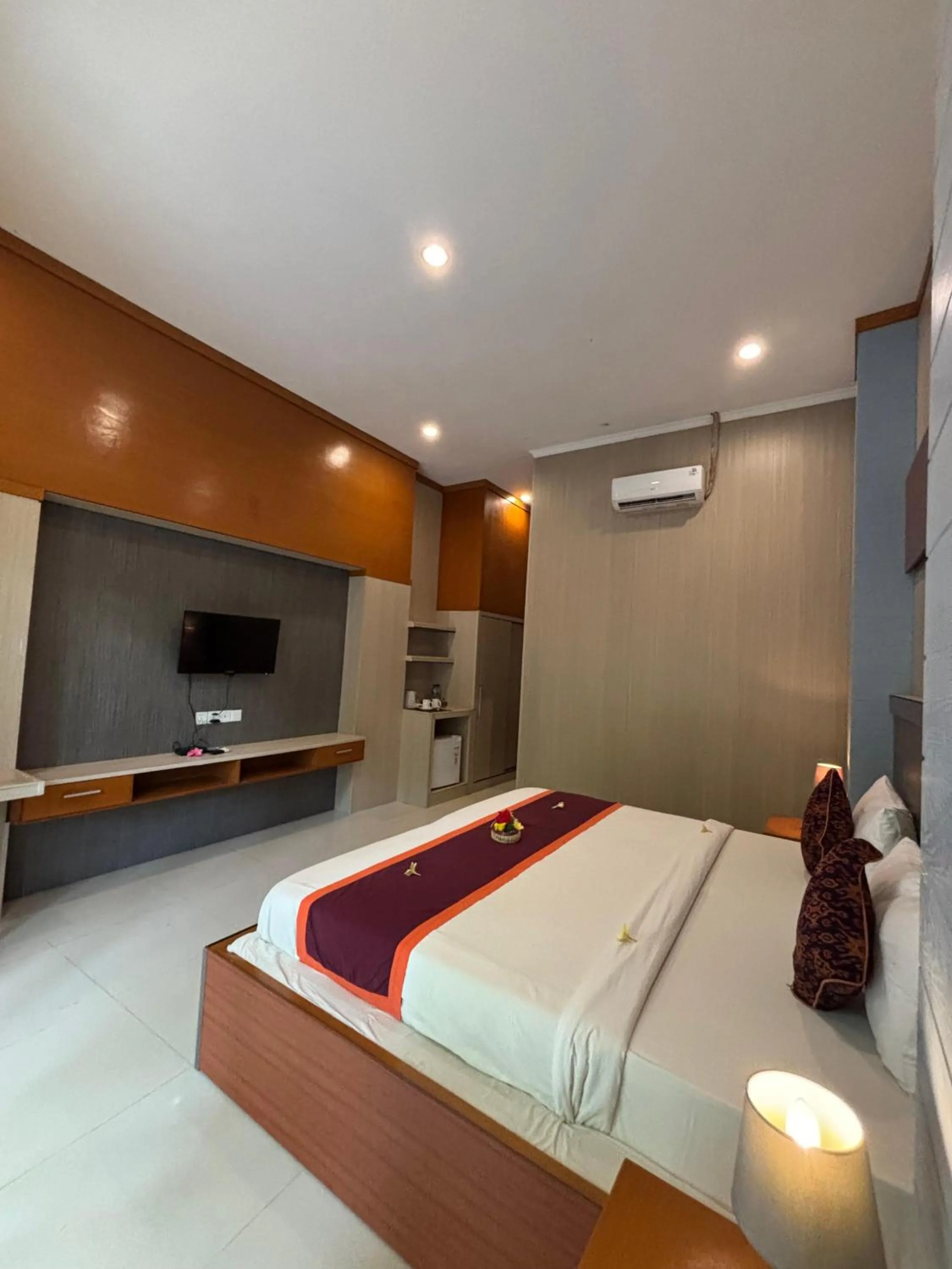 Bed in Adi Jaya Cottages Ubud Suites by EPS - CHSE Certified