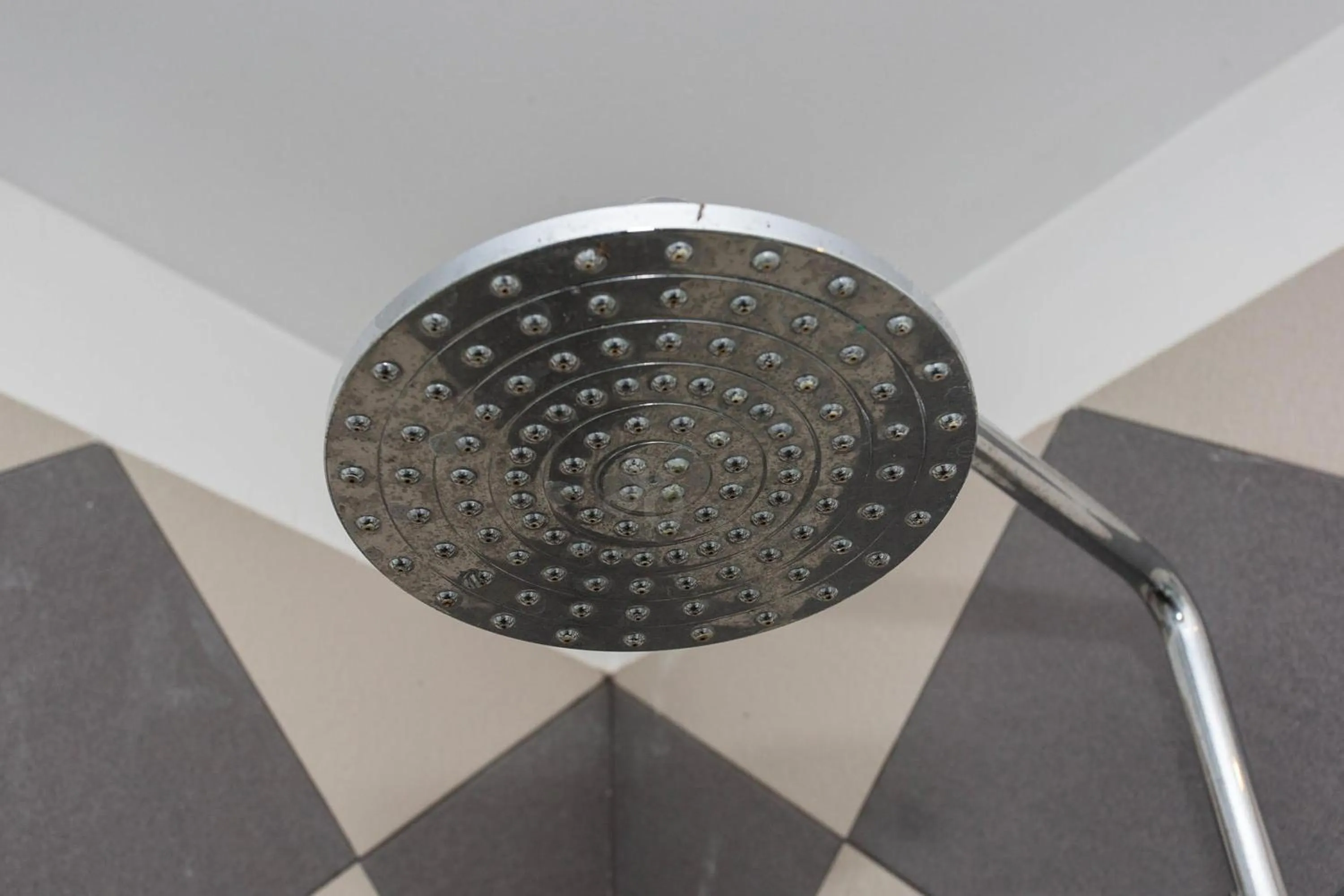 Shower in Apsara Centrepole Hotel