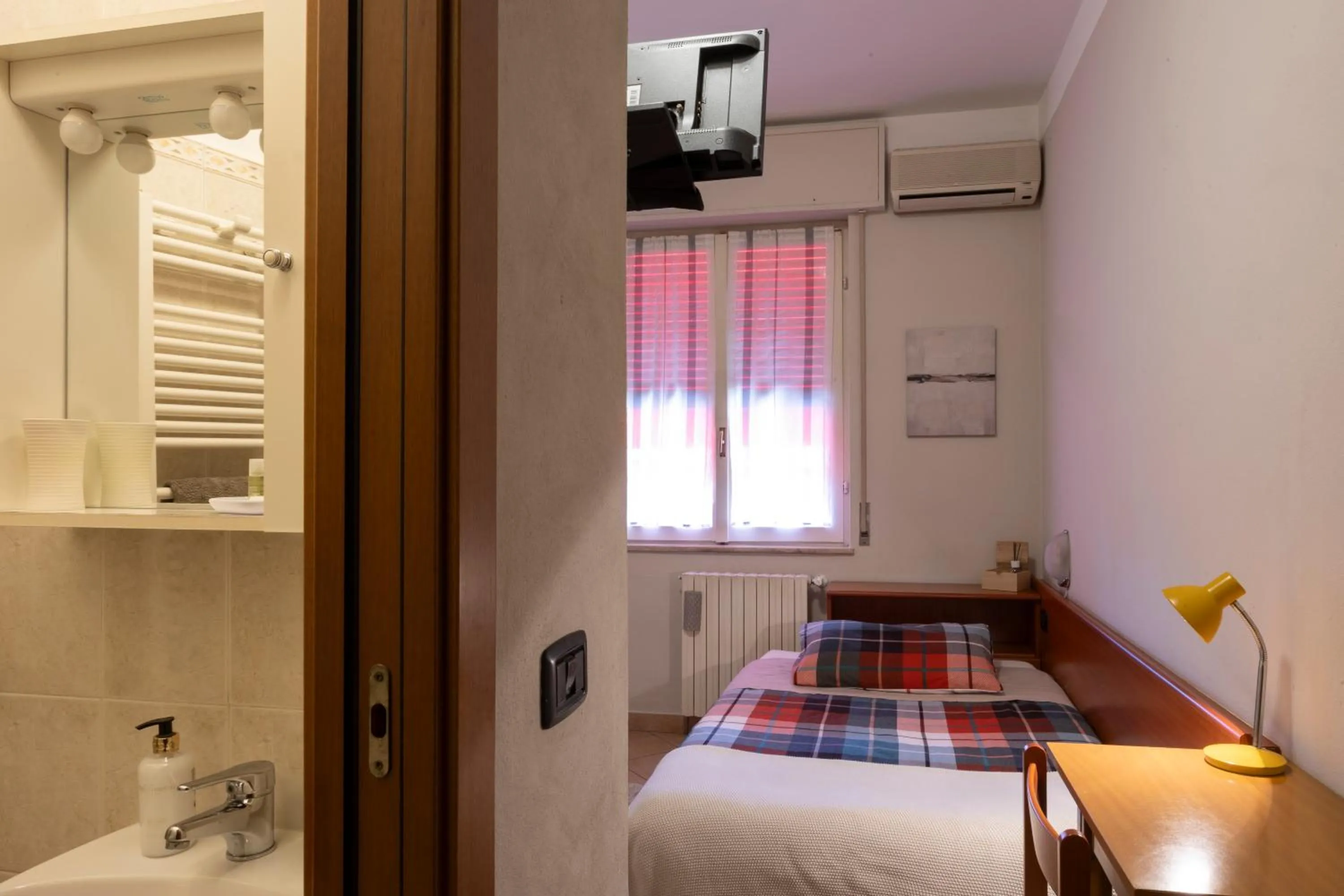 Bedroom, Bed in Albergo Ristorante Brera