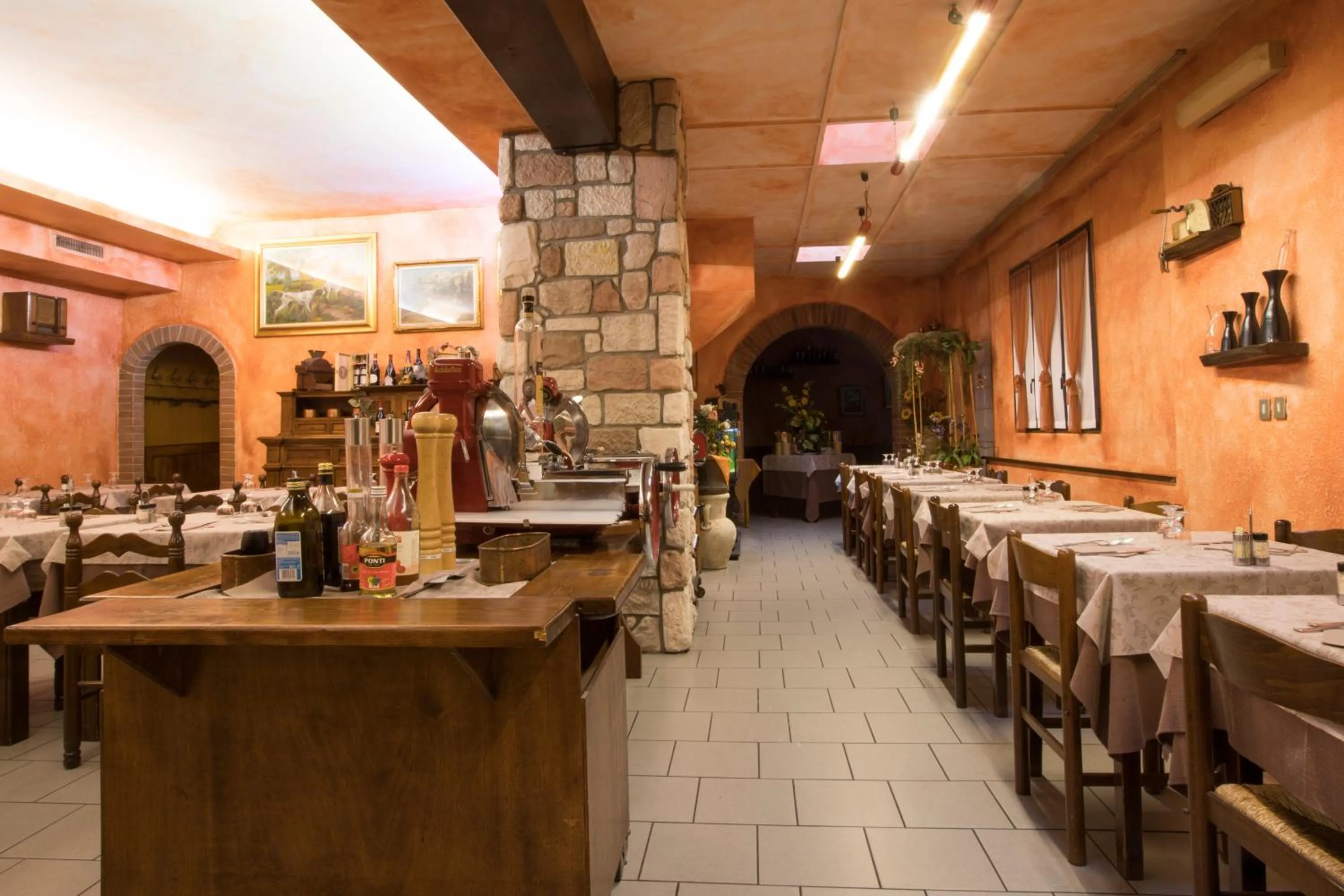 Restaurant/places to eat in Albergo Ristorante Brera