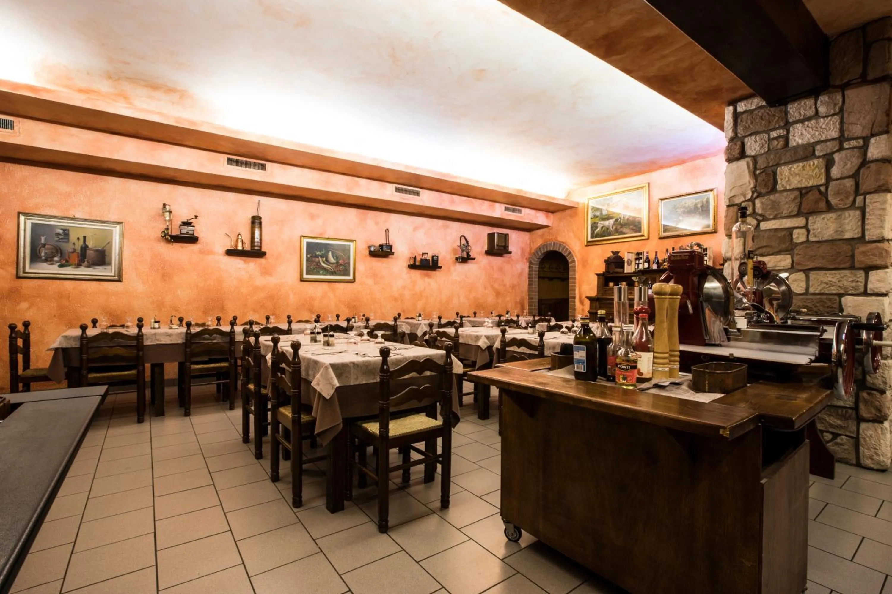Restaurant/places to eat in Albergo Ristorante Brera