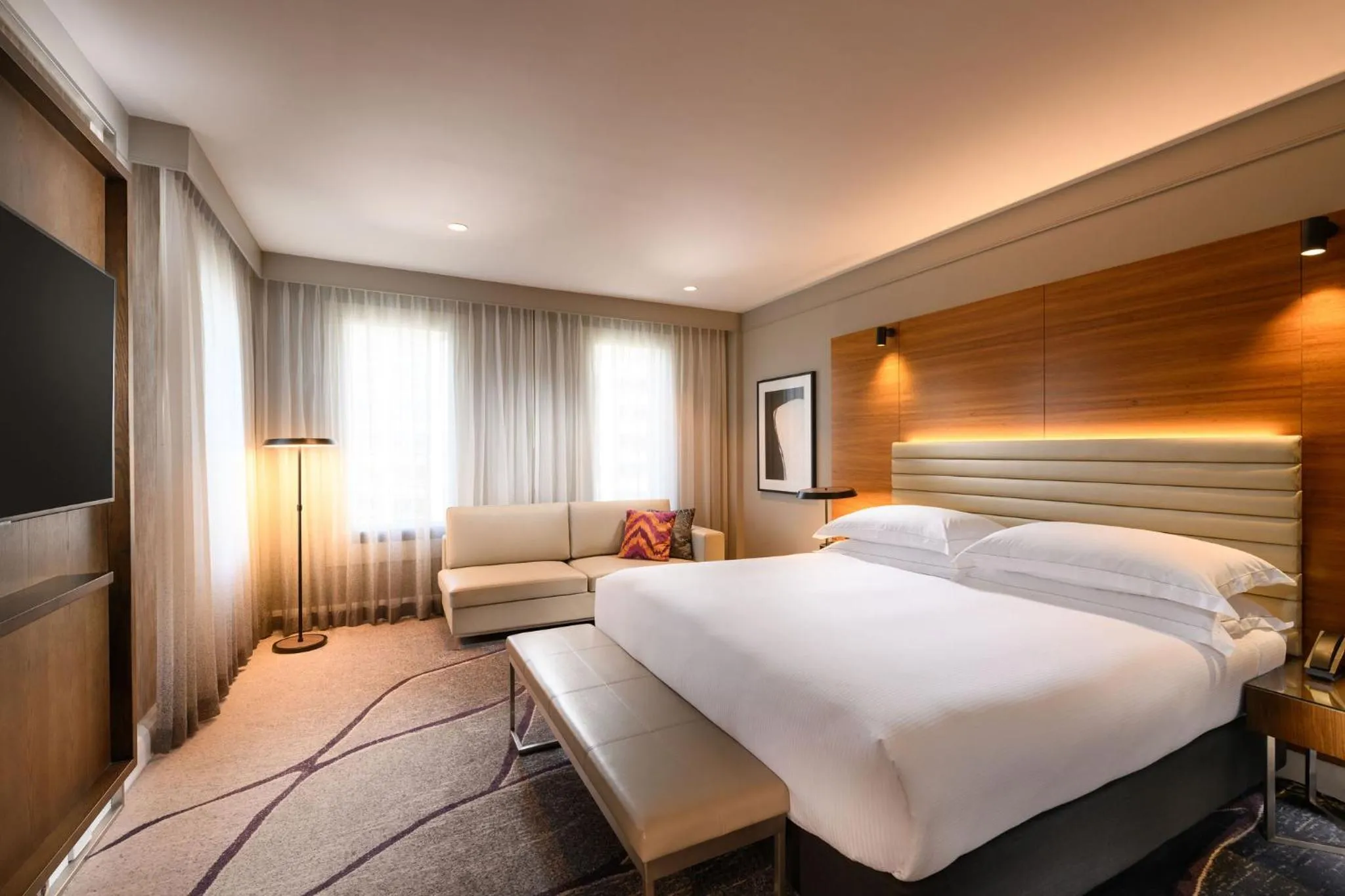 Bed in Hilton Sydney