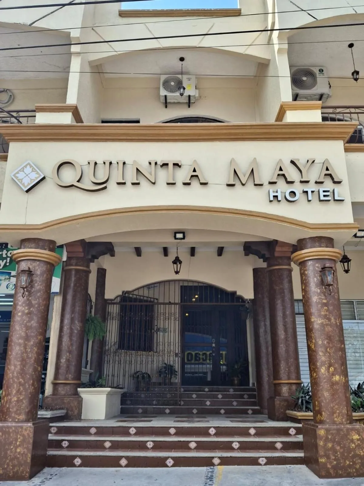 Hotel Quinta Maya