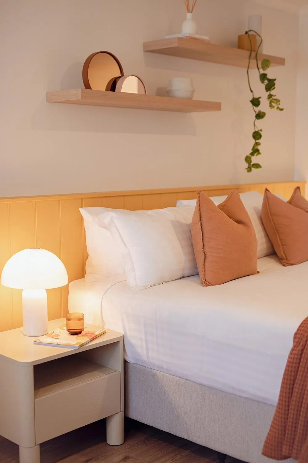 Bed in Sunnymead Hotel