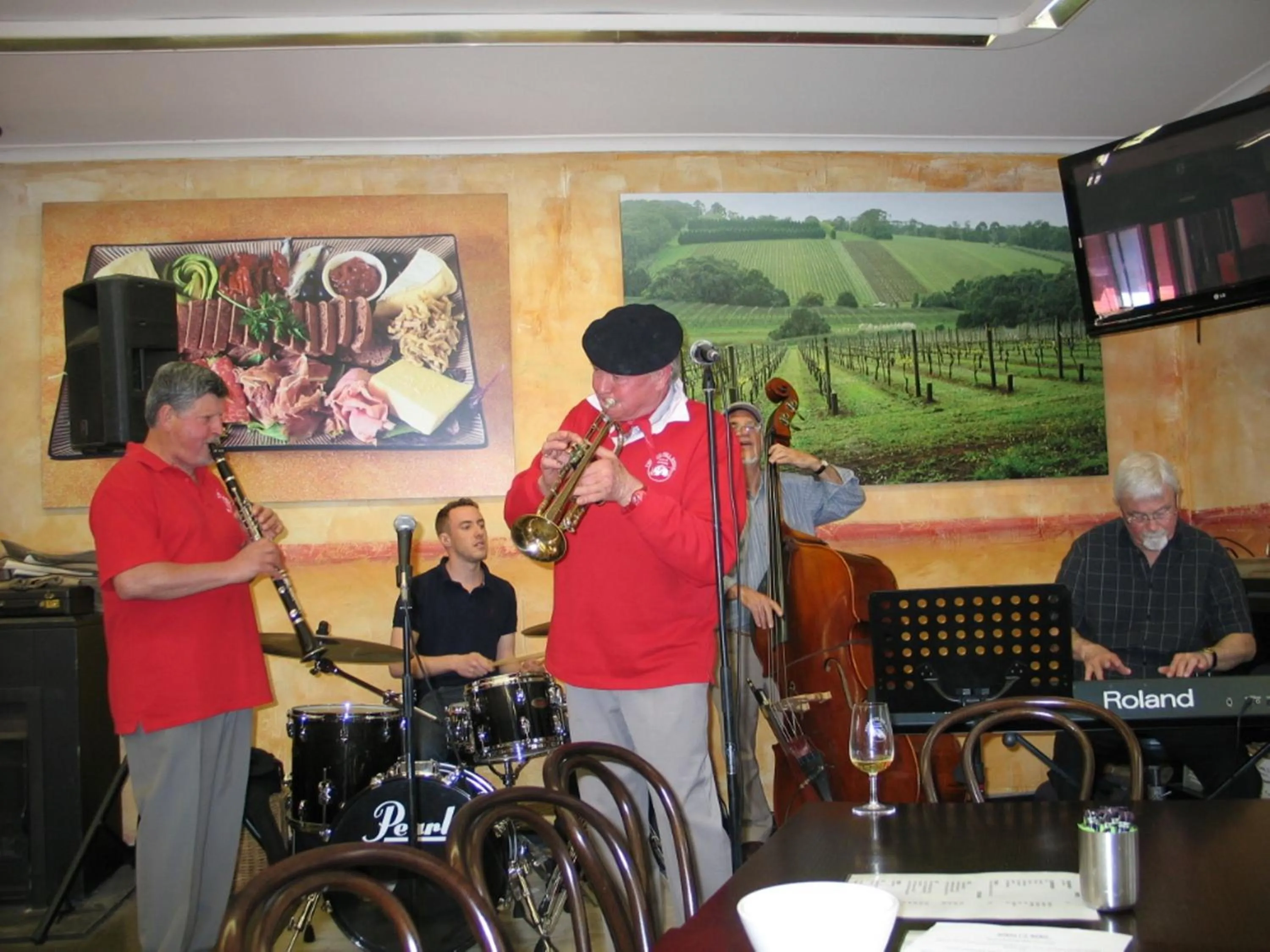 Entertainment in The Balnarring Motel