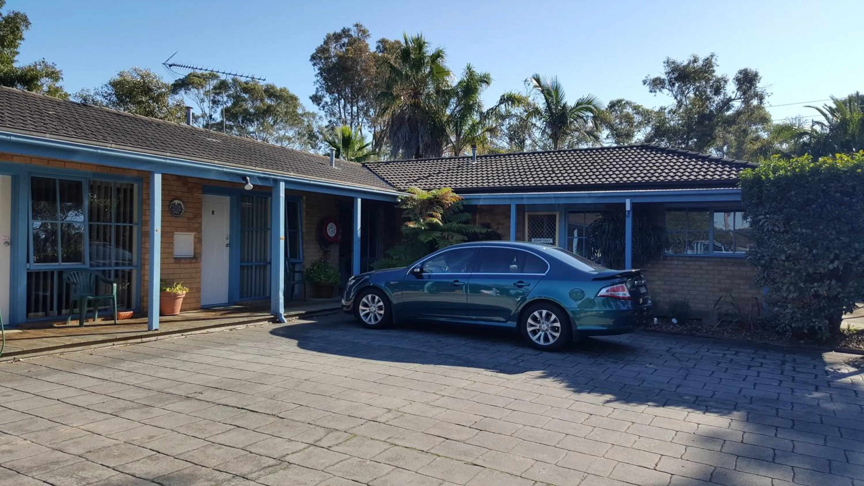 Property building in The Balnarring Motel