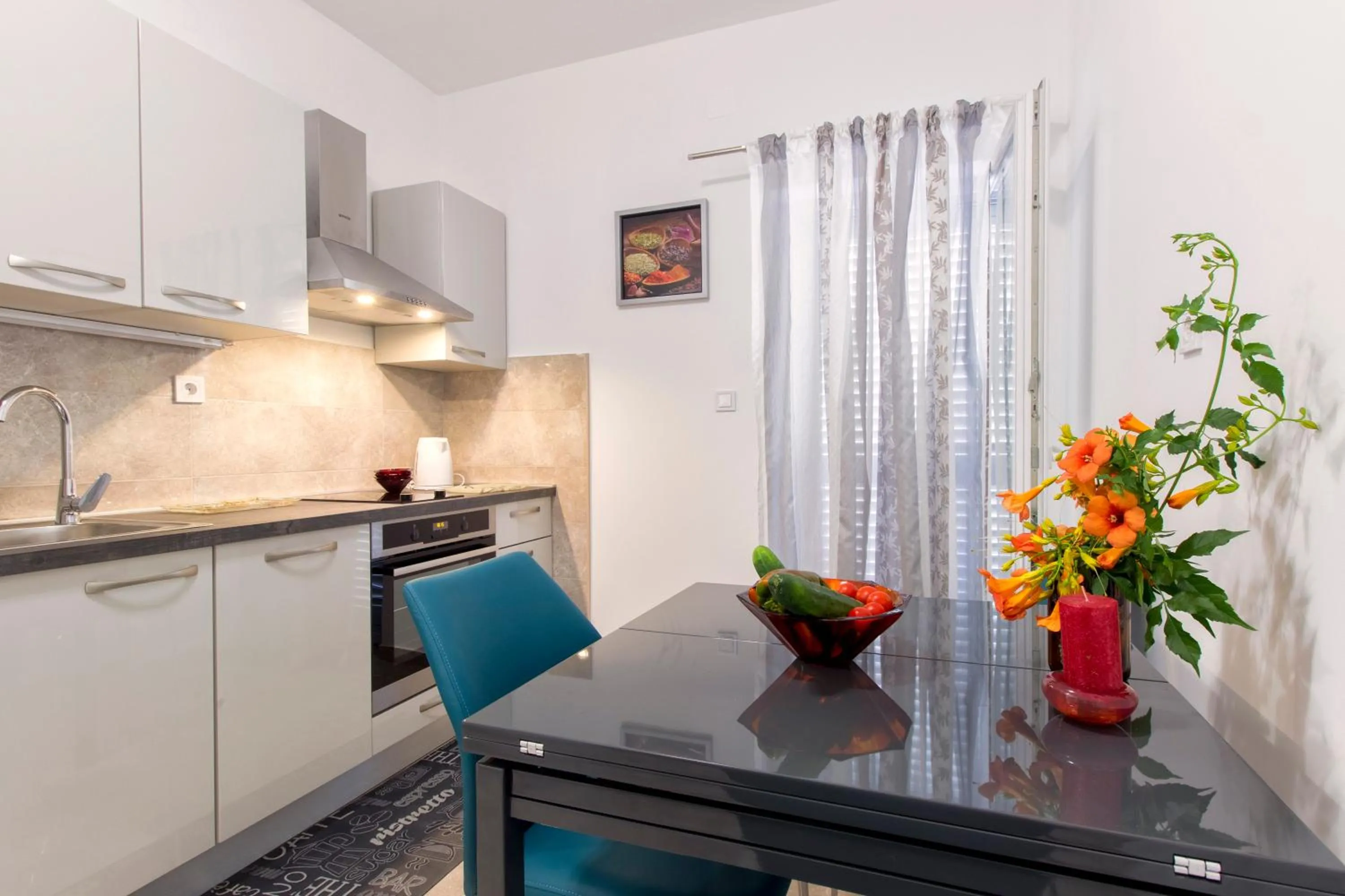 Kitchen or kitchenette in Villa Milena