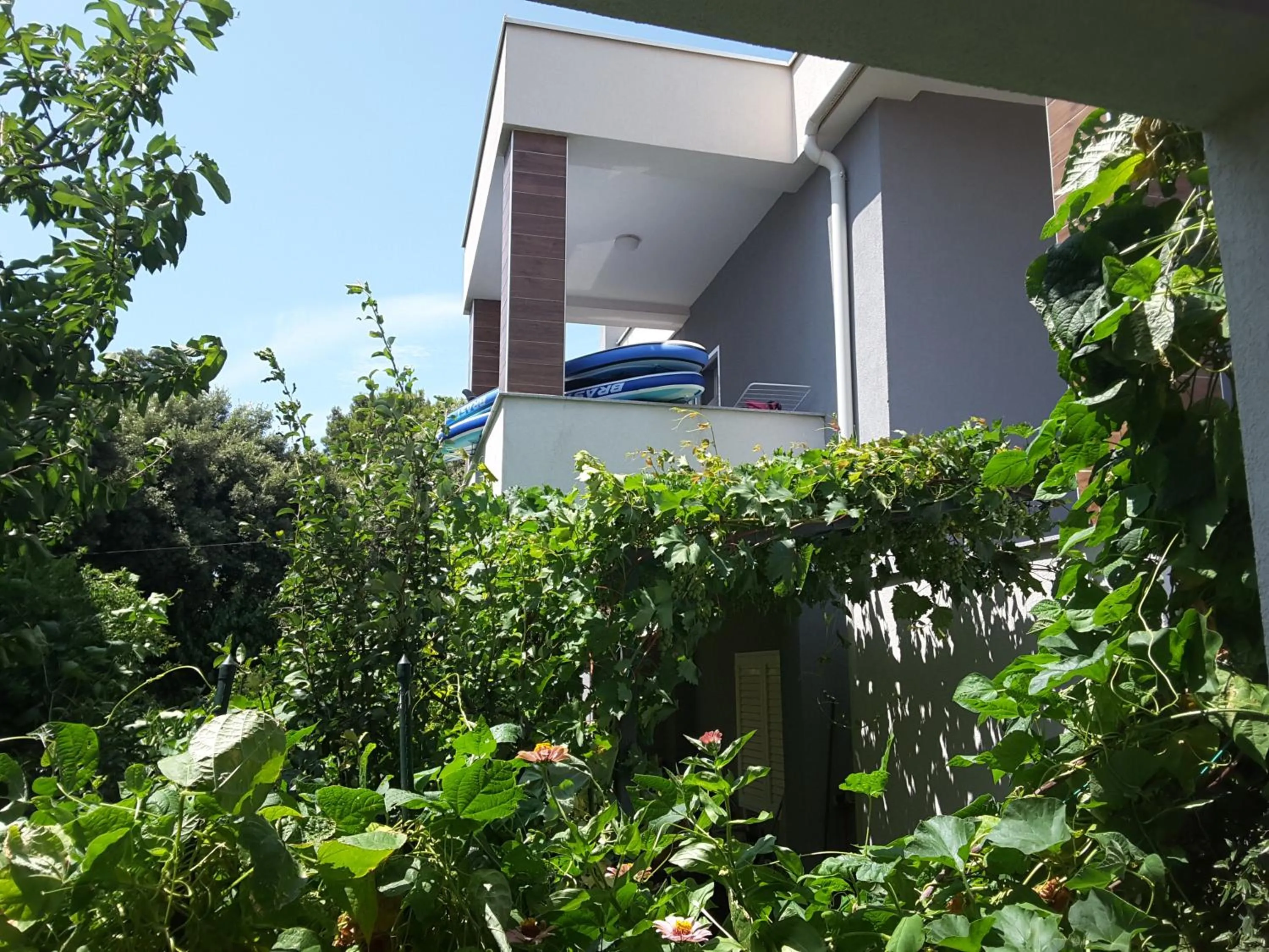 Property building in Villa Milena