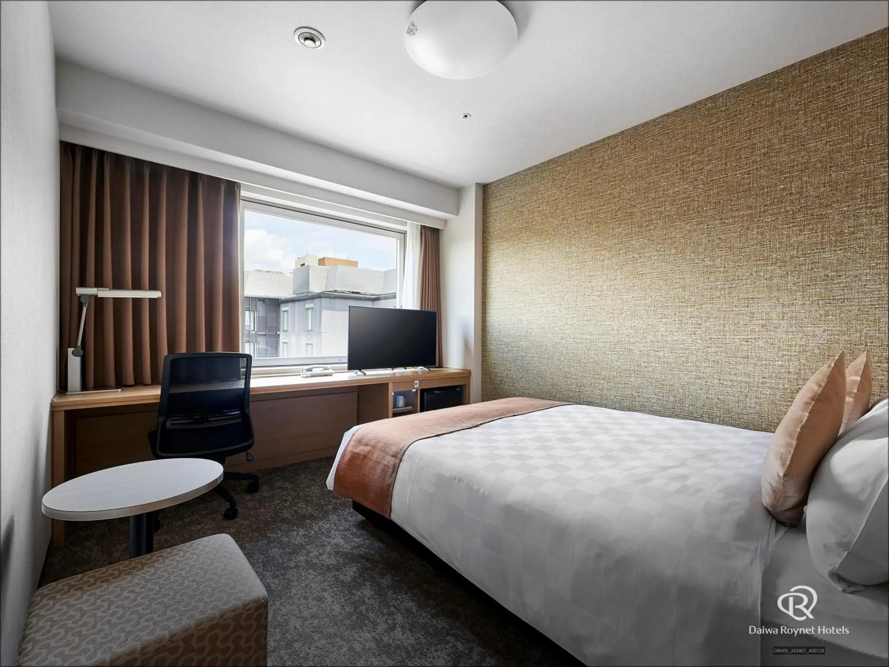 Moderate Double Room - single occupancy - Non-Smoking in Daiwa Roynet Hotel Kyoto-Hachijoguchi Moderate Double Room - single occupancy - Non-Smoking in Daiwa Roynet Hotel Kyoto-Hachijoguchi