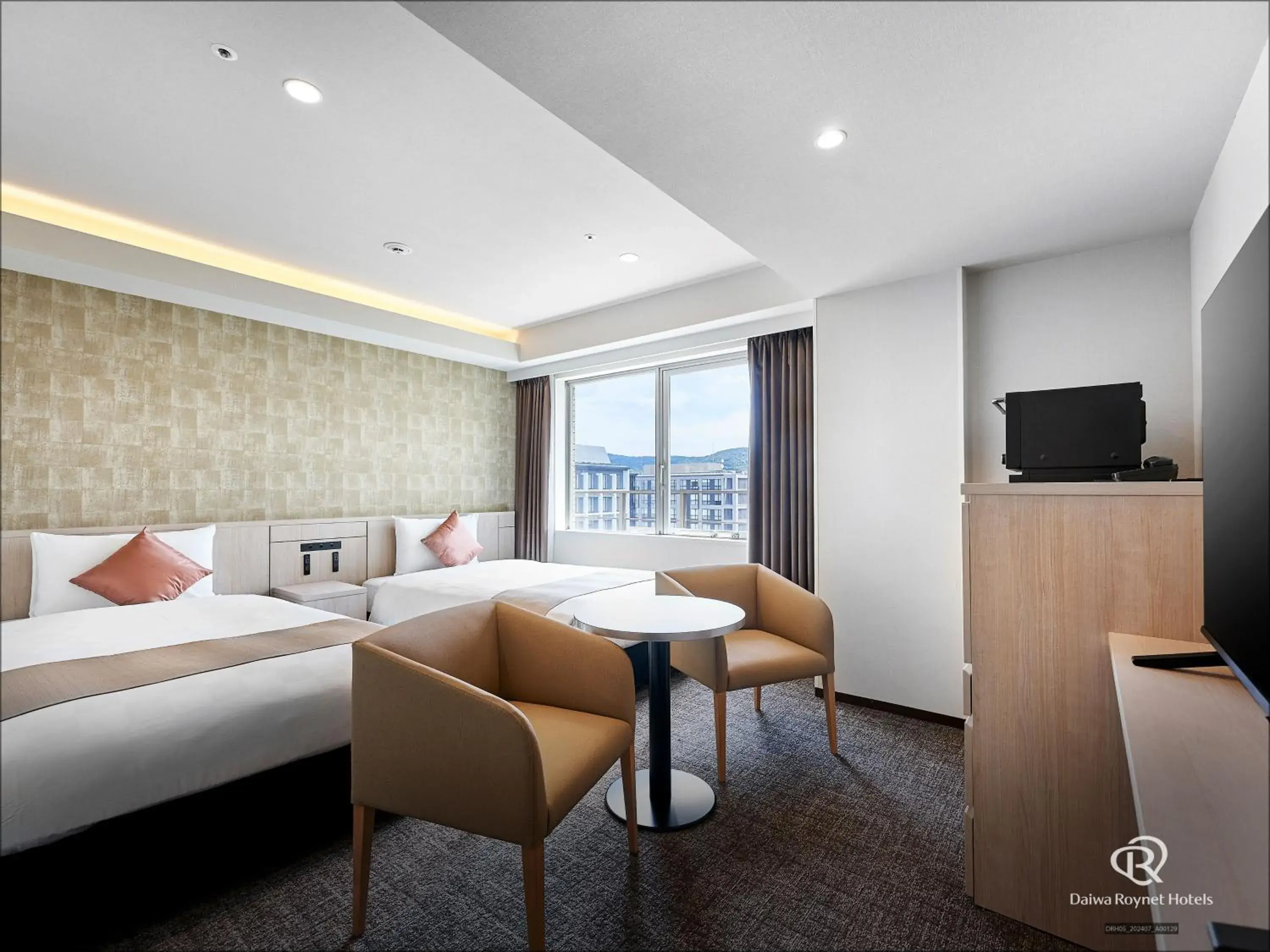 Deluxe Twin Room - Smoking in Daiwa Roynet Hotel Kyoto-Hachijoguchi Deluxe Twin Room - Smoking in Daiwa Roynet Hotel Kyoto-Hachijoguchi