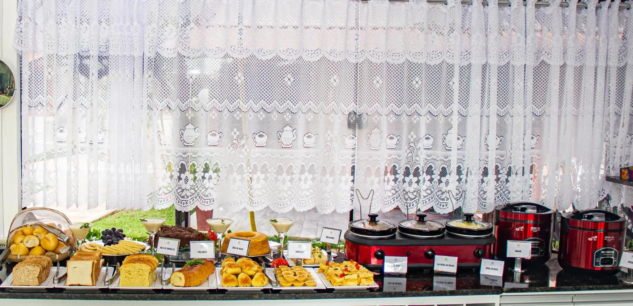 Buffet breakfast in Pousada Polymar