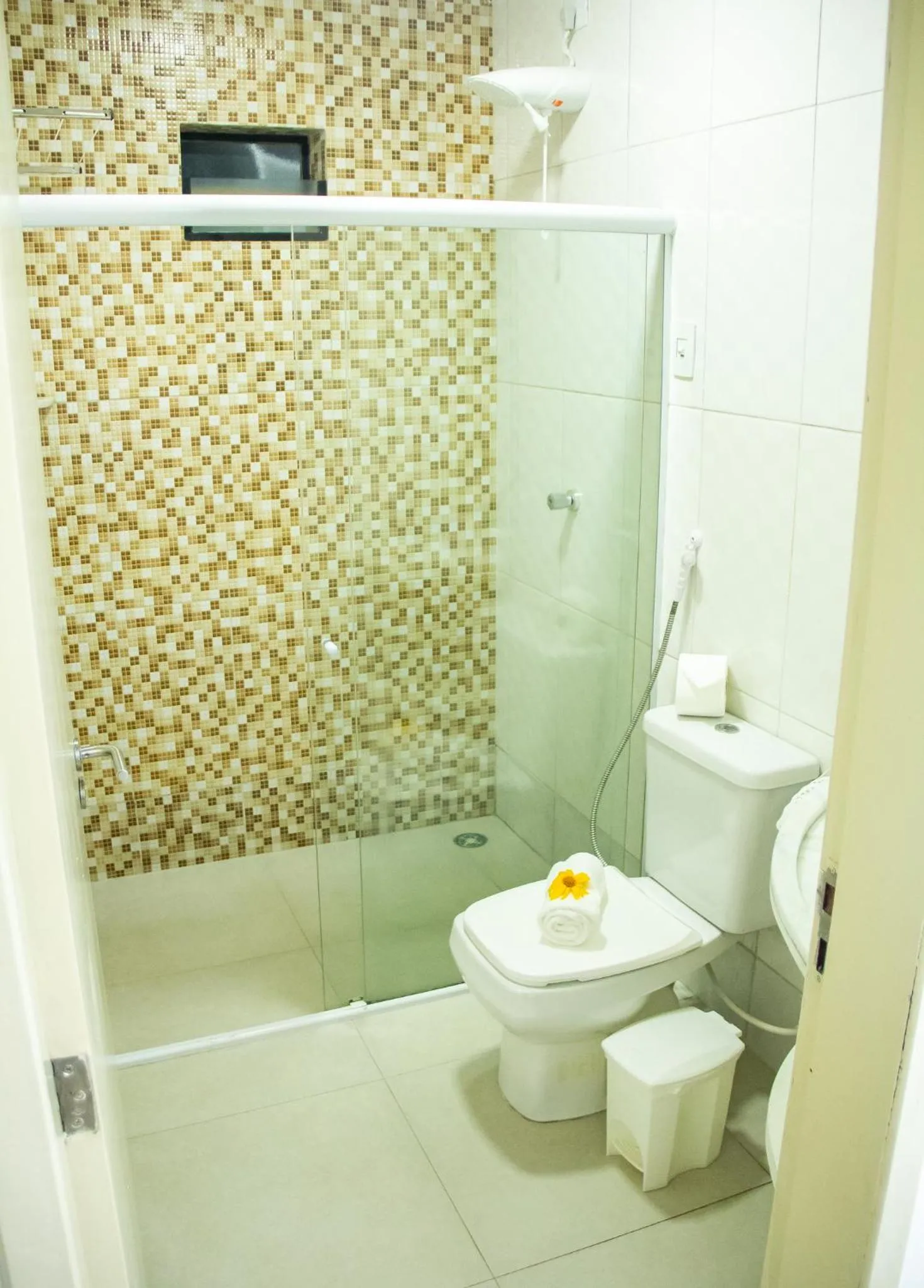 Toilet in Pousada Polymar