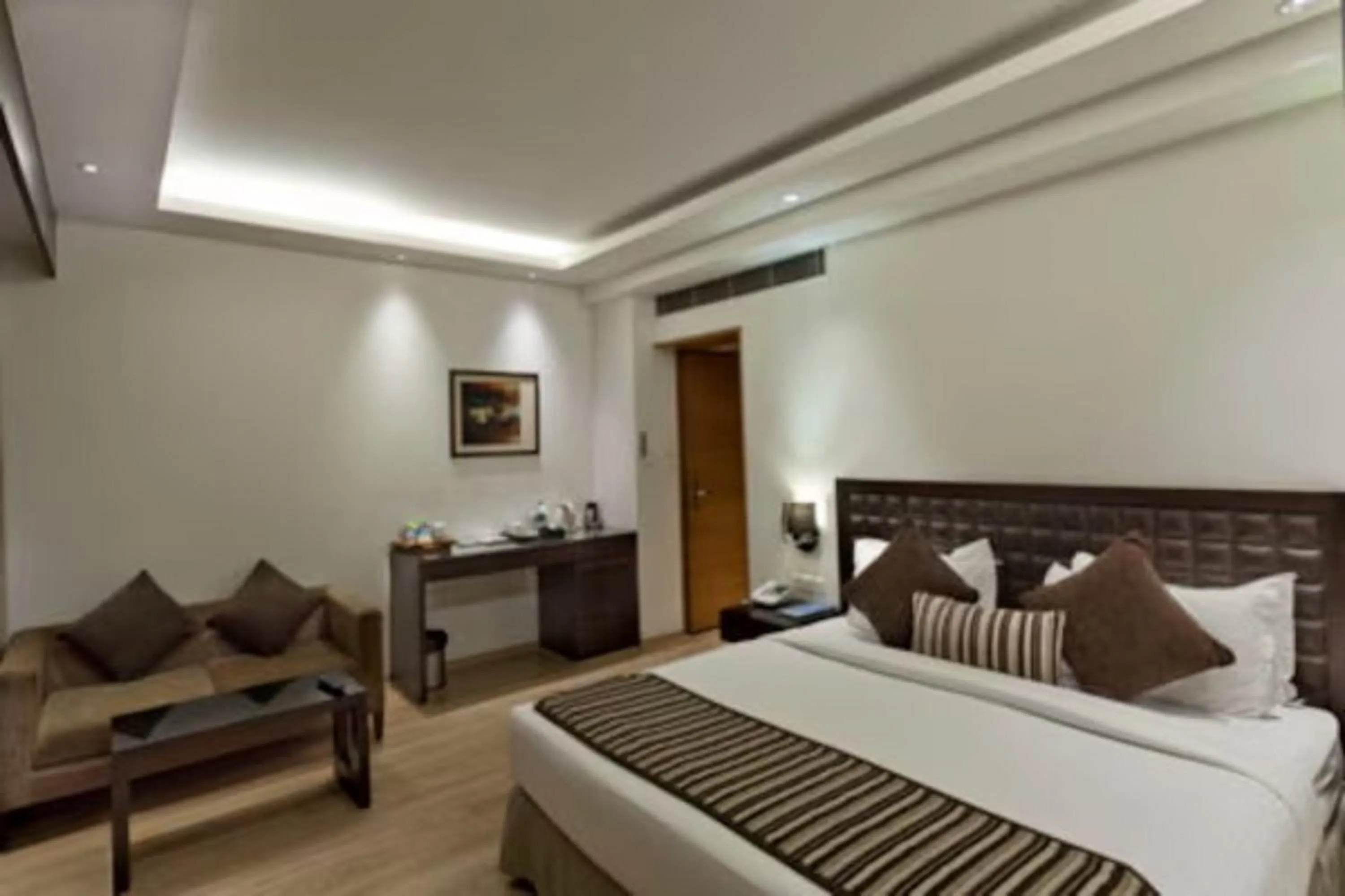 Bedroom, Bed in Hotel Saket 27