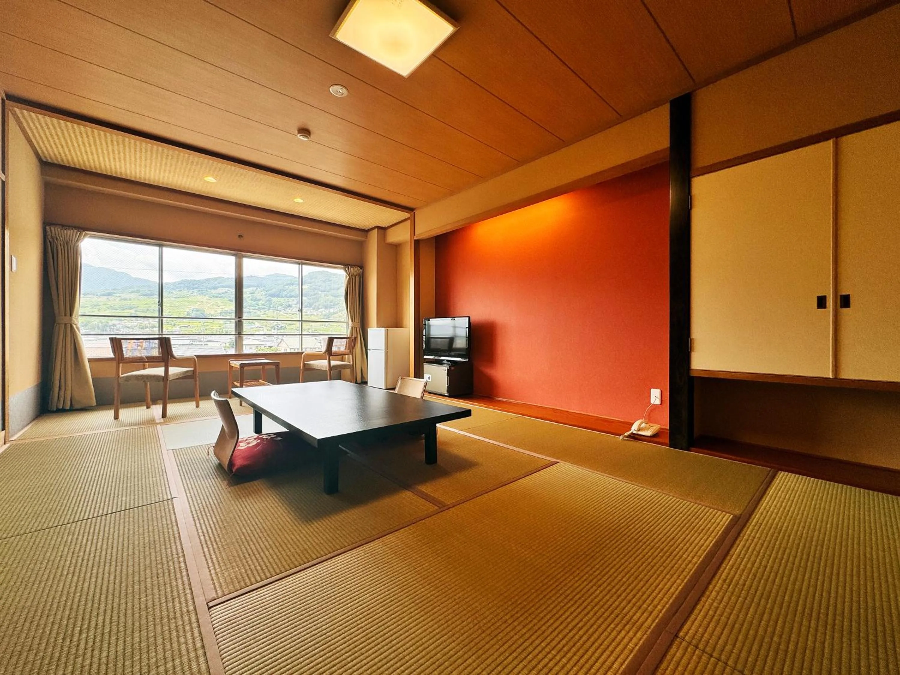 Photo of the whole room in Hotel Uzuraya