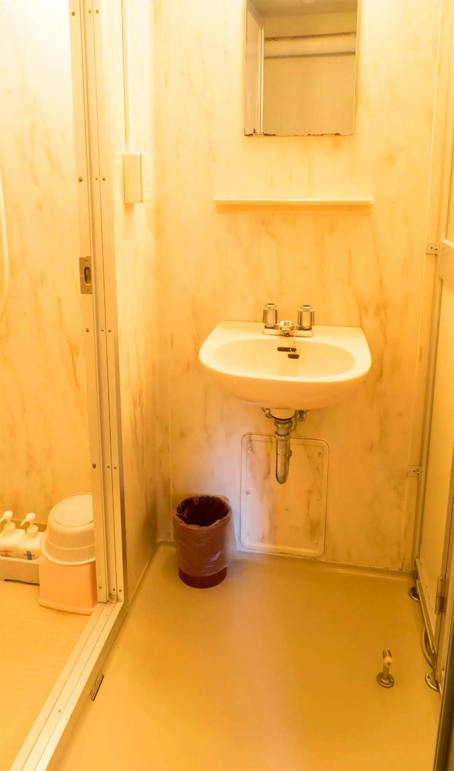 Bathroom in Hikone Station Hotel