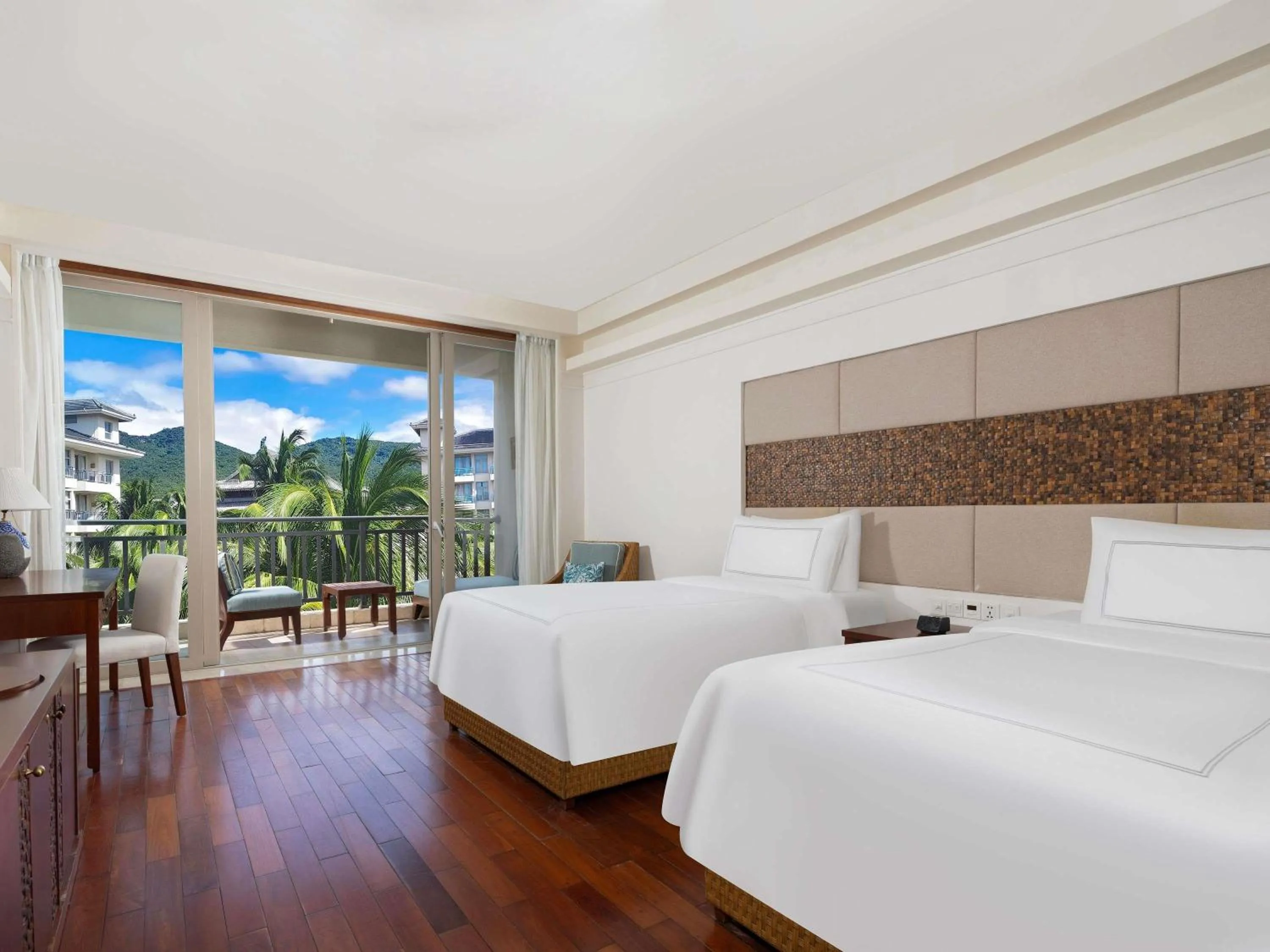 Bedroom, Bed in Swissôtel Sanya Yalong Bay