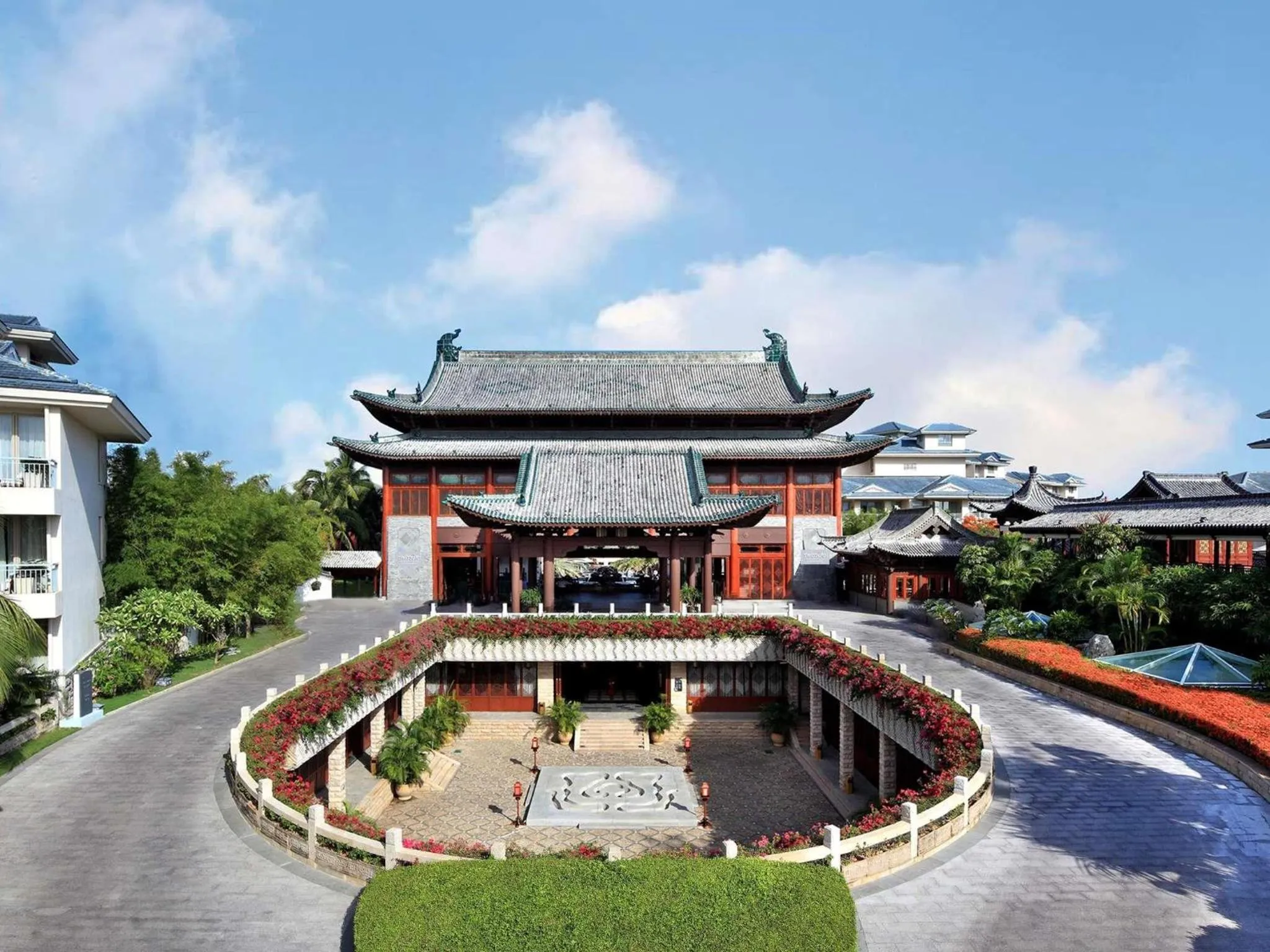 Property building in Swissôtel Sanya Yalong Bay